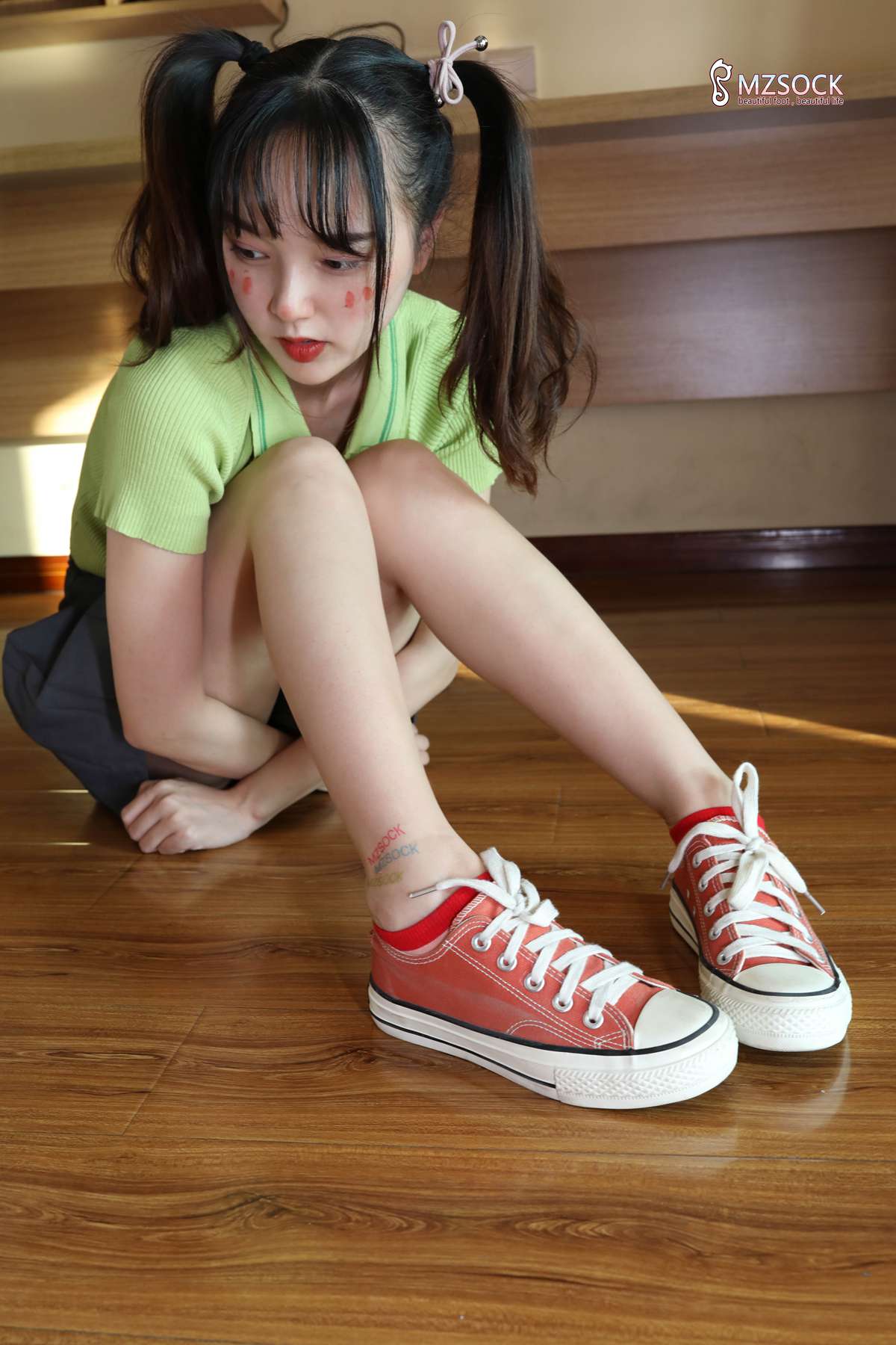 图片[71]-[MZSOCK爱美足] No.084 悦悦 在线浏览 – 速更版-美库