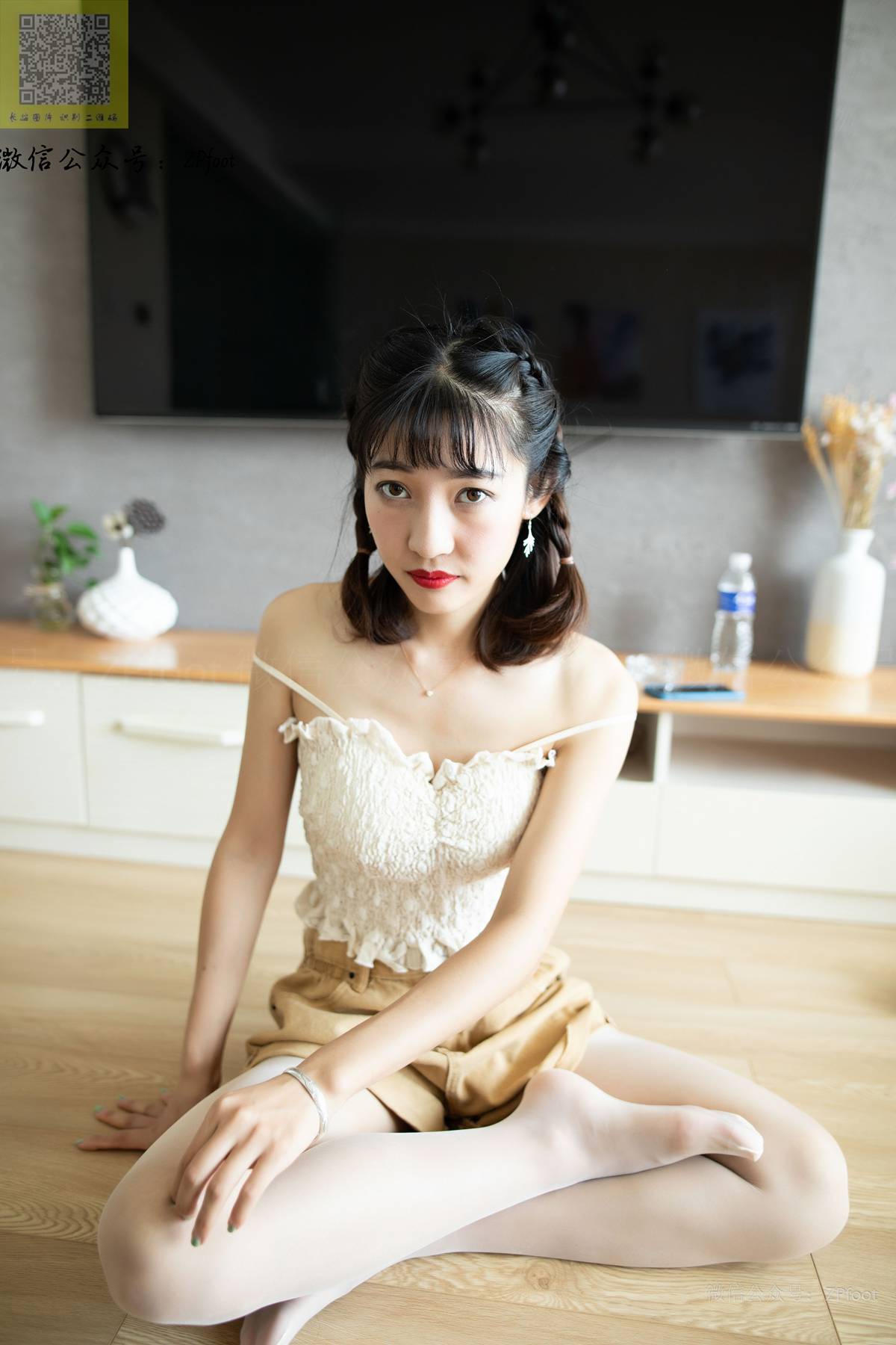 图片[53]-[山茶摄影] NO.161 丝袜穿搭04 在线浏览 – 速更版-美库