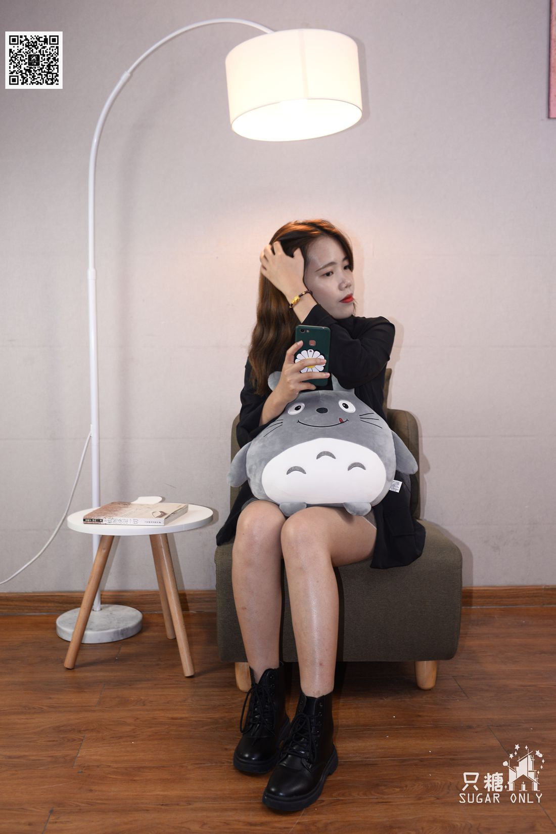 图片[164]-[只糖棉袜] NO.063 乐乐 深秋皮靴里的小小船儿 在线浏览 – 速更版-美库