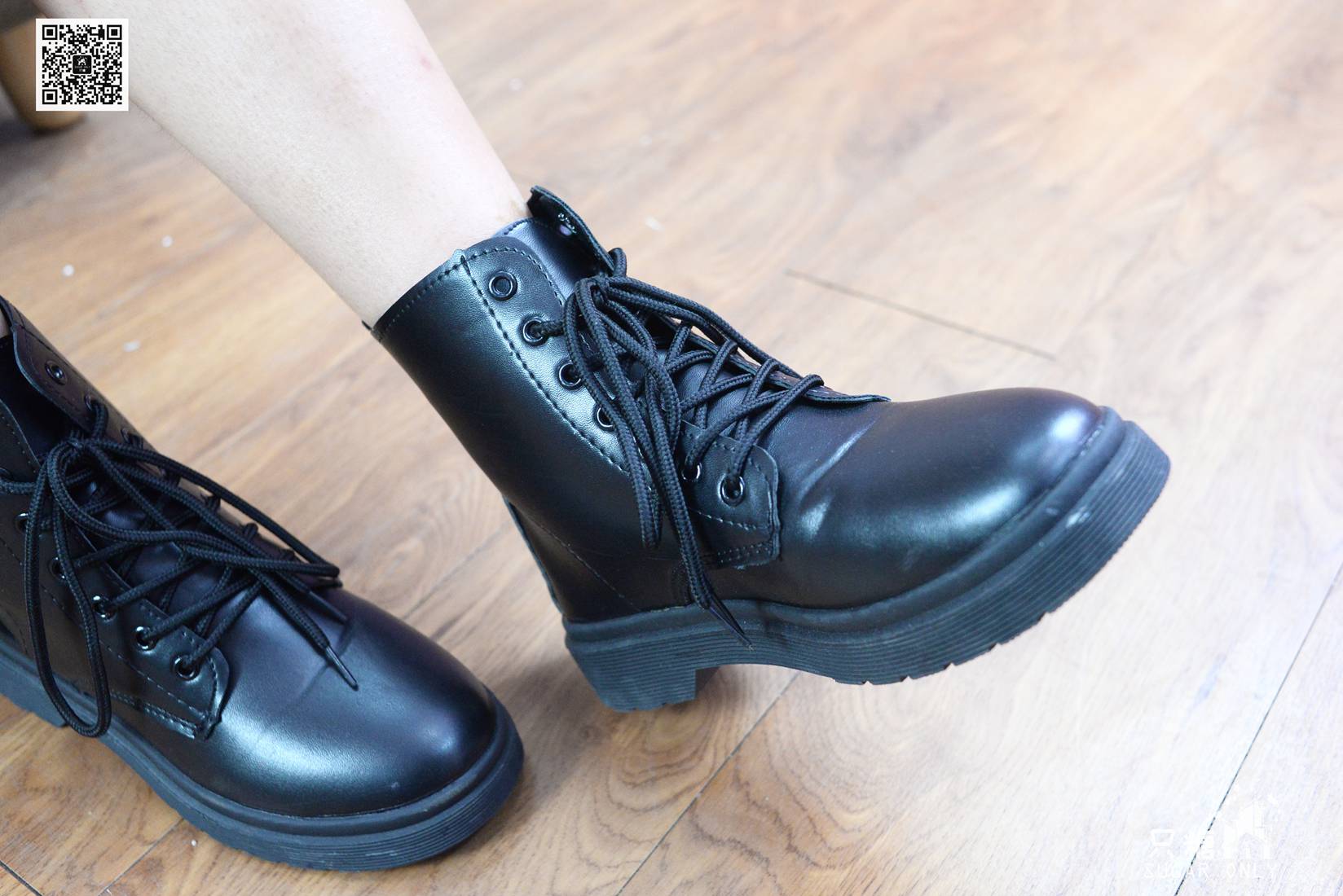 图片[124]-[只糖棉袜] NO.063 乐乐 深秋皮靴里的小小船儿 在线浏览 – 速更版-美库