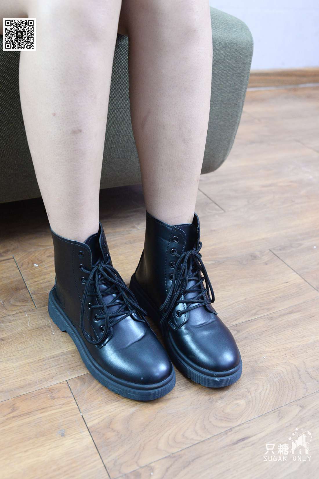 图片[43]-[只糖棉袜] NO.063 乐乐 深秋皮靴里的小小船儿 在线浏览 – 速更版-美库