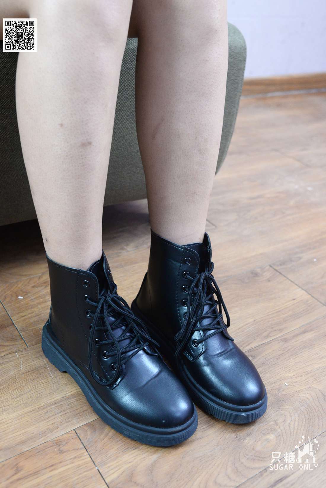 图片[211]-[只糖棉袜] NO.063 乐乐 深秋皮靴里的小小船儿 在线浏览 – 速更版-美库