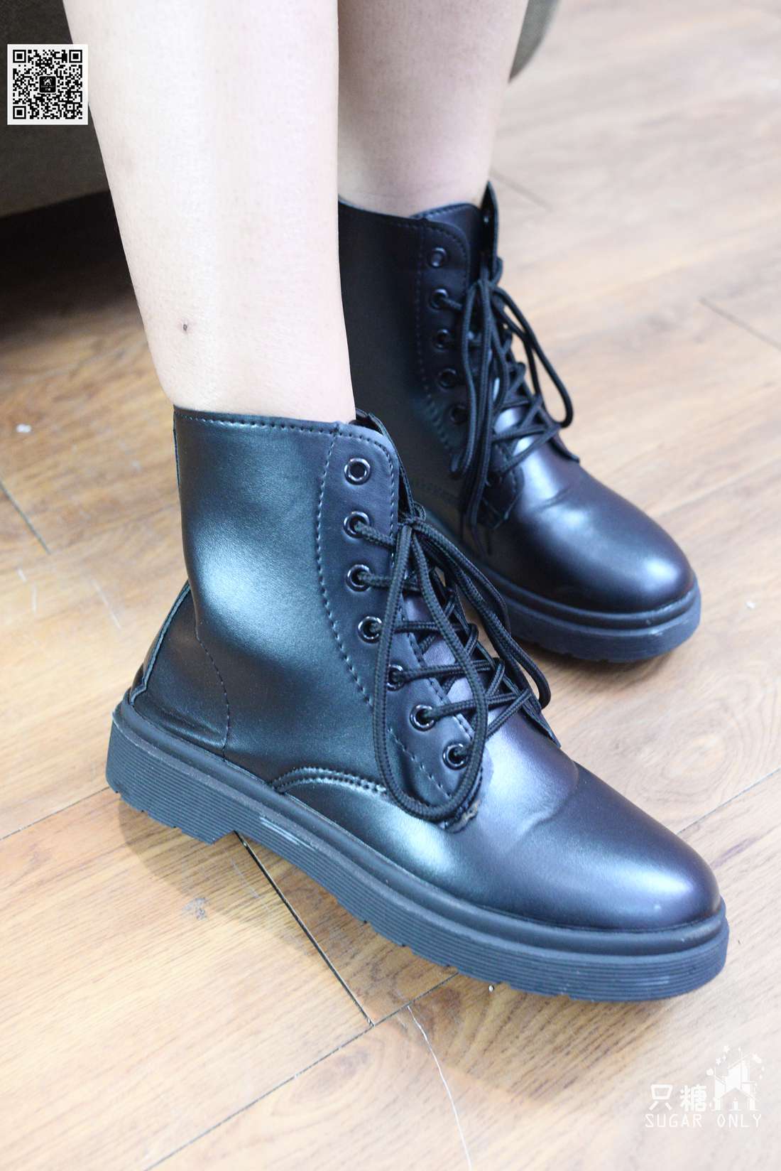 图片[221]-[只糖棉袜] NO.063 乐乐 深秋皮靴里的小小船儿 在线浏览 – 速更版-美库