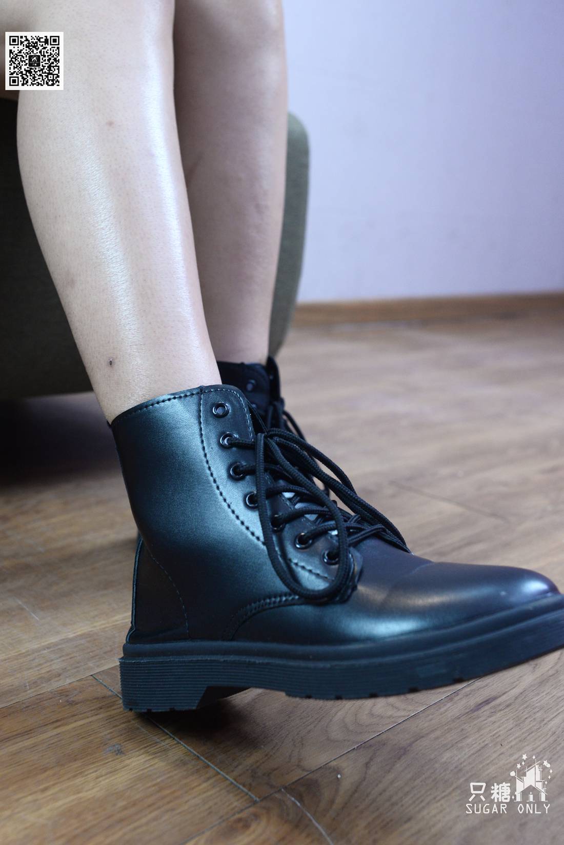 图片[185]-[只糖棉袜] NO.063 乐乐 深秋皮靴里的小小船儿 在线浏览 – 速更版-美库
