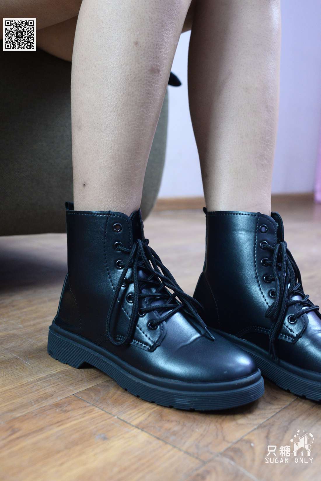 图片[168]-[只糖棉袜] NO.063 乐乐 深秋皮靴里的小小船儿 在线浏览 – 速更版-美库
