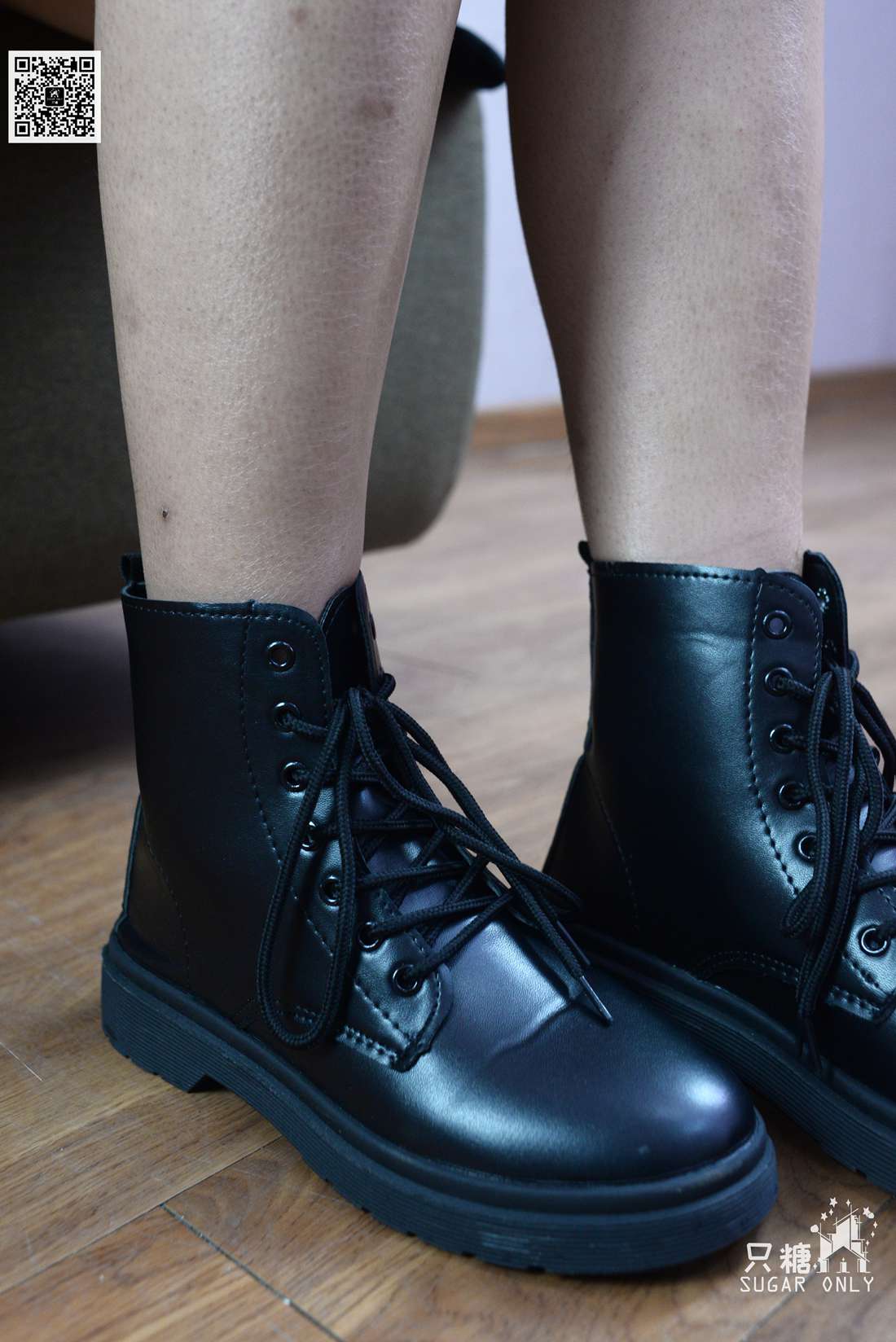 图片[26]-[只糖棉袜] NO.063 乐乐 深秋皮靴里的小小船儿 在线浏览 – 速更版-美库