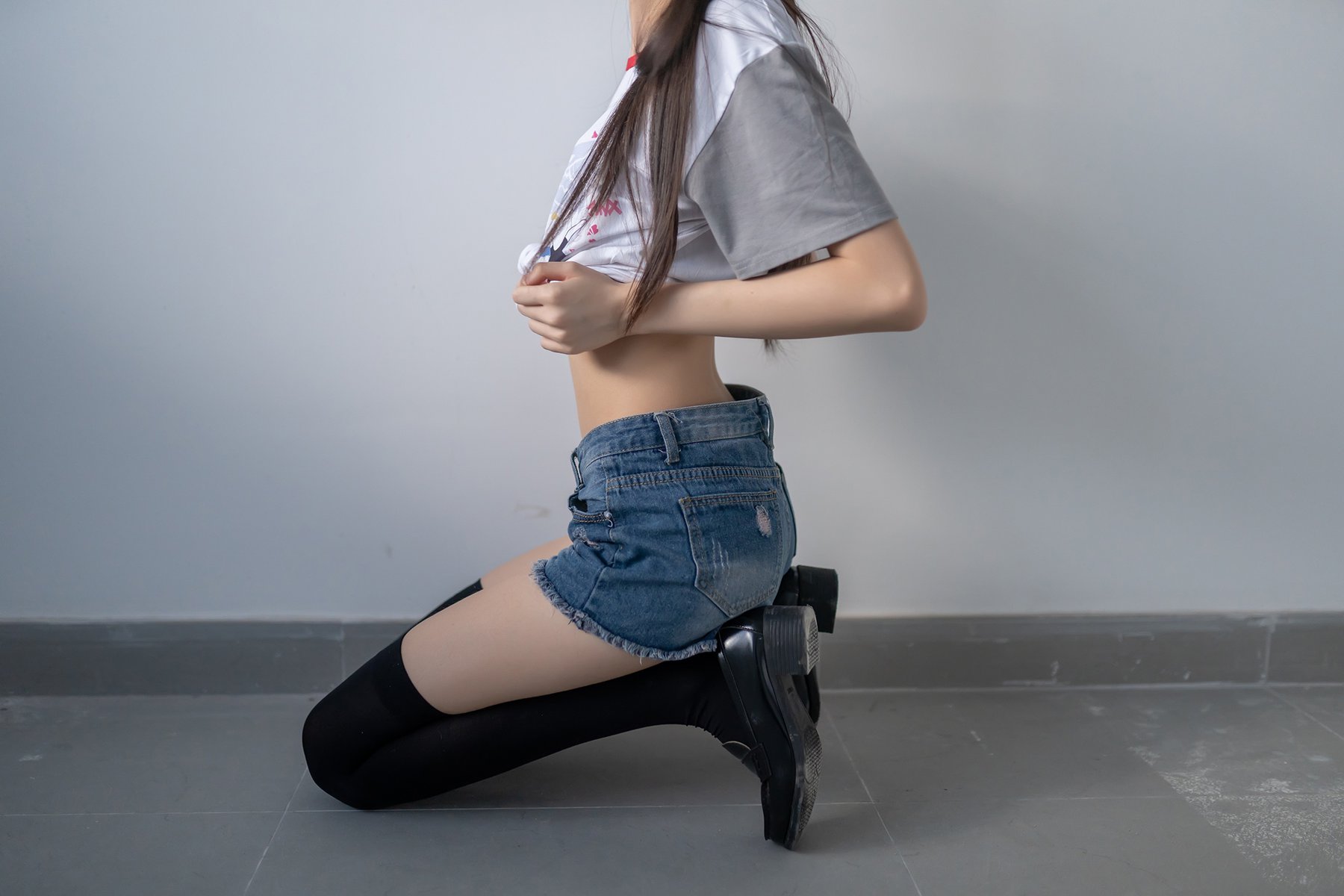 图片[11]-兔玩映画 B003 黑色半筒袜 在线浏览 – 速更版-美库