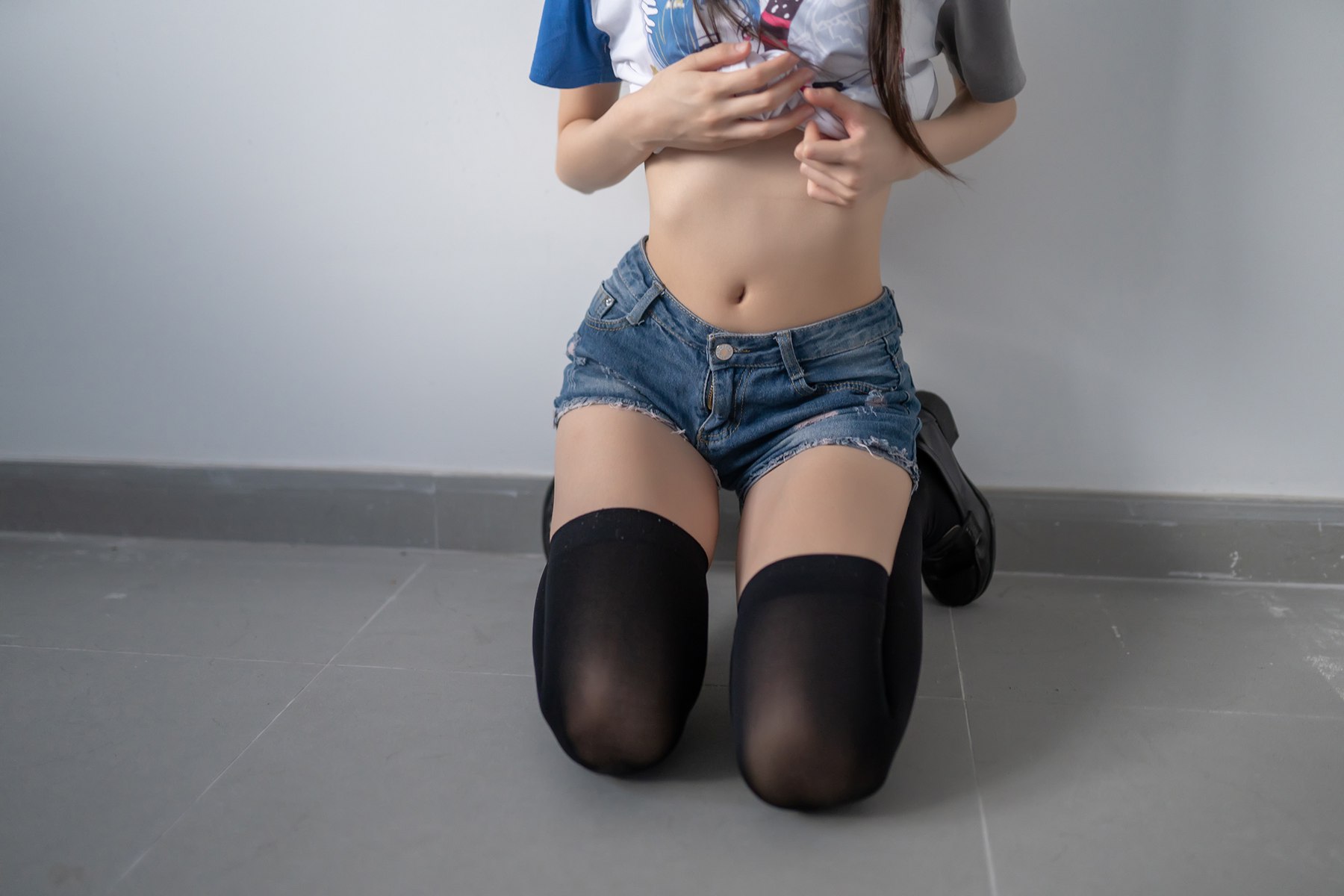 图片[39]-兔玩映画 B003 黑色半筒袜 在线浏览 – 速更版-美库