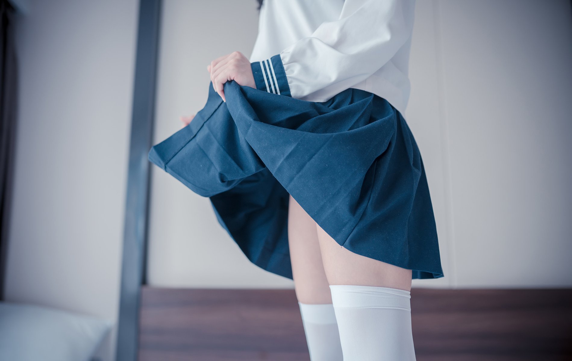 图片[12]-兔玩映画 B005 肉肉的白丝JK 在线浏览 – 速更版-美库