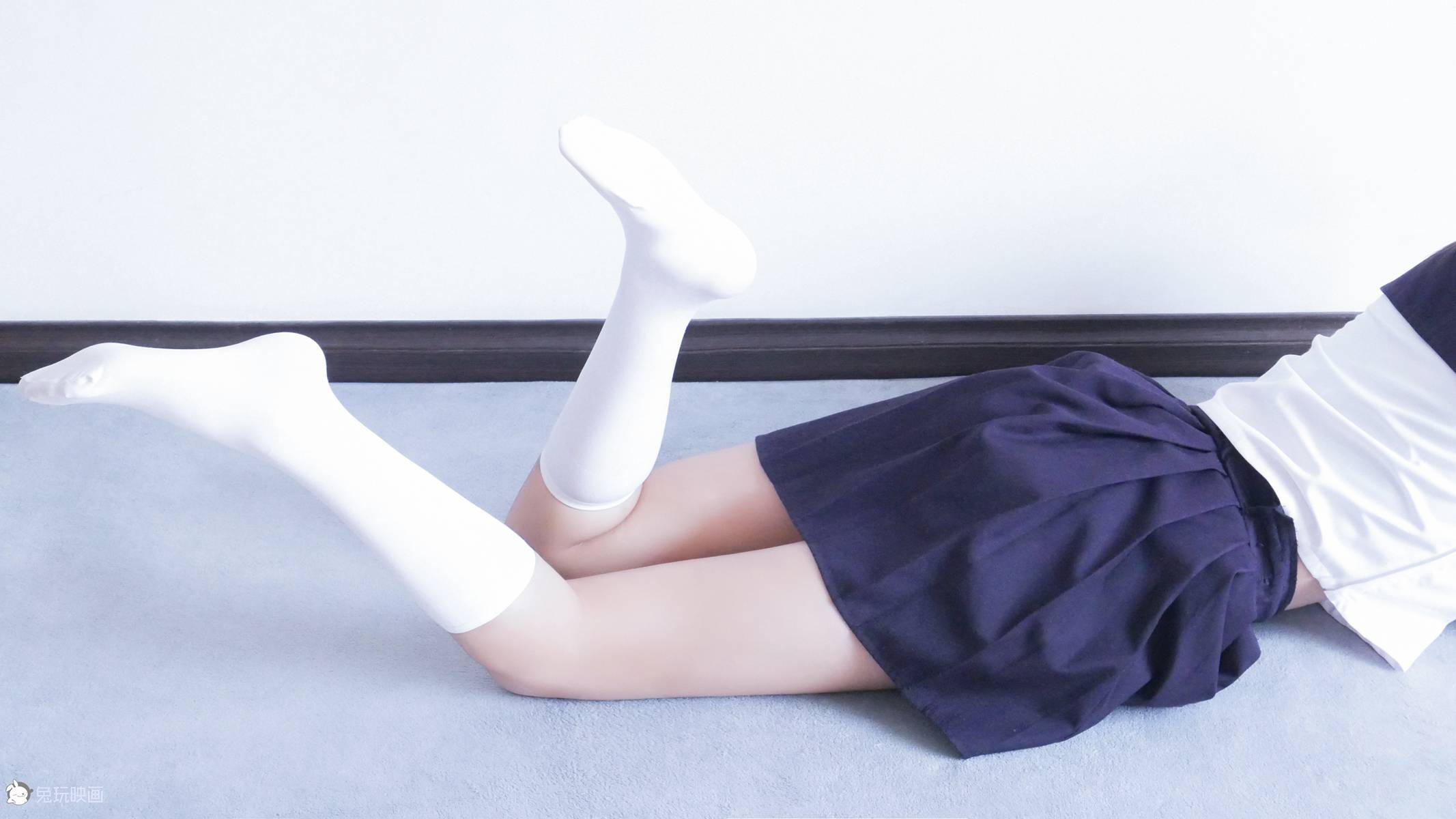 图片[14]-兔玩映画 B015 白白白半筒袜 在线浏览 – 速更版-美库