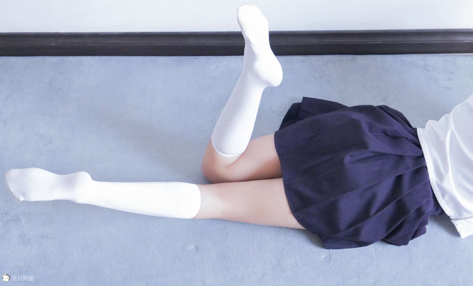 图片[22]-兔玩映画 B015 白白白半筒袜 在线浏览 – 速更版-美库