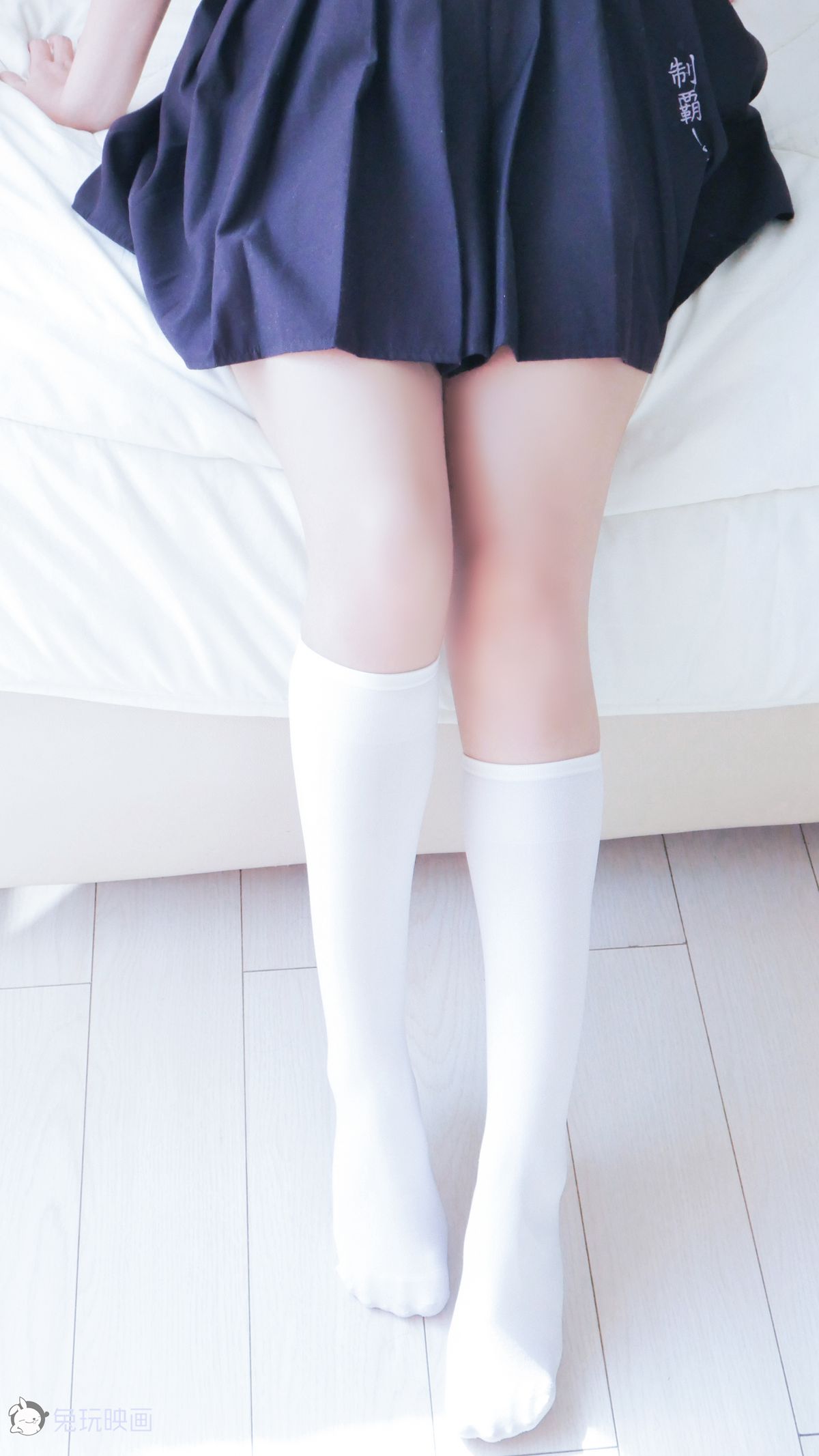 图片[35]-兔玩映画 B015 白白白半筒袜 在线浏览 – 速更版-美库
