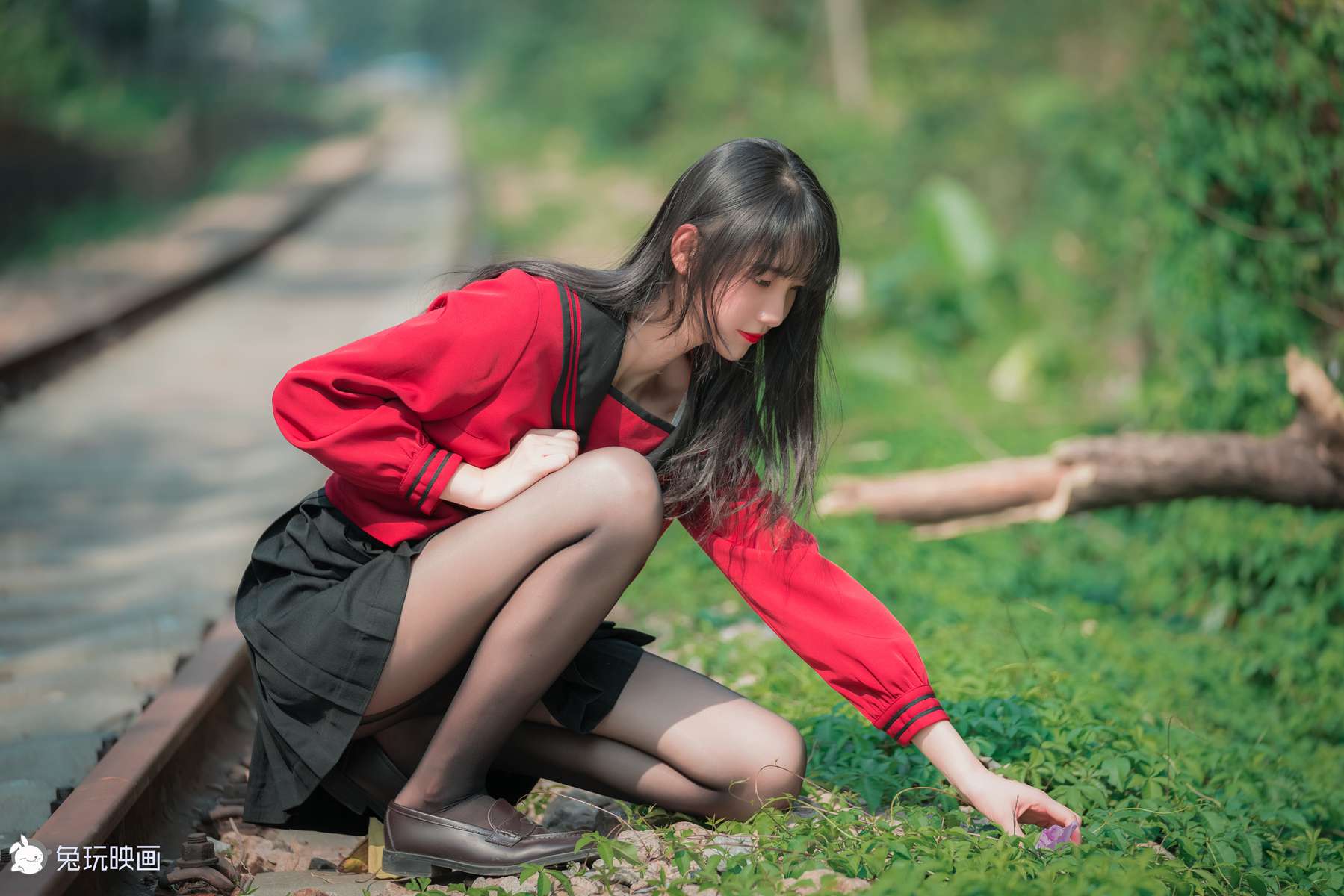 图片[30]-兔玩映画 B039 奔跑的红色JK 在线浏览 – 速更版-美库