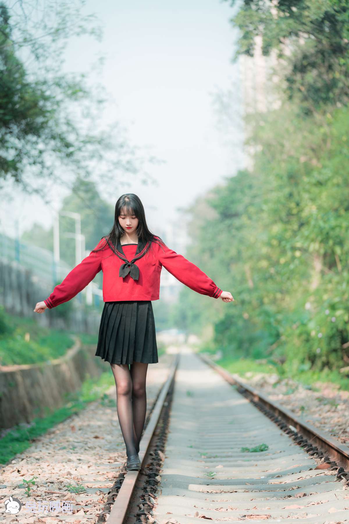 图片[34]-兔玩映画 B039 奔跑的红色JK 在线浏览 – 速更版-美库