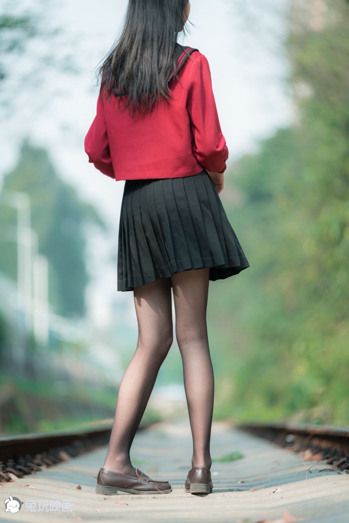 图片[35]-兔玩映画 B039 奔跑的红色JK 在线浏览 – 速更版-美库