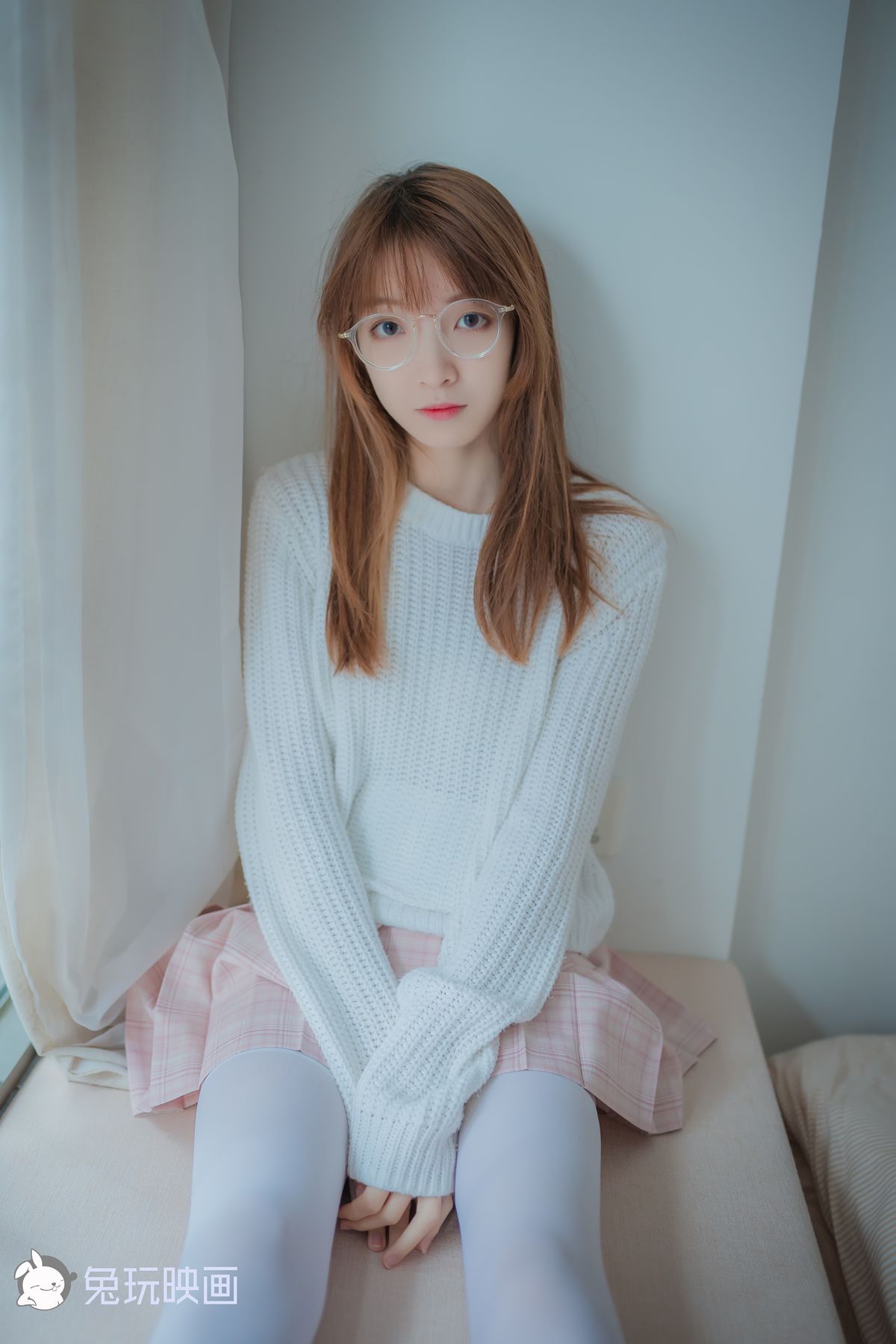 图片[10]-兔玩映画 B081 粉格裙的眼镜娘 在线浏览 – 速更版-美库