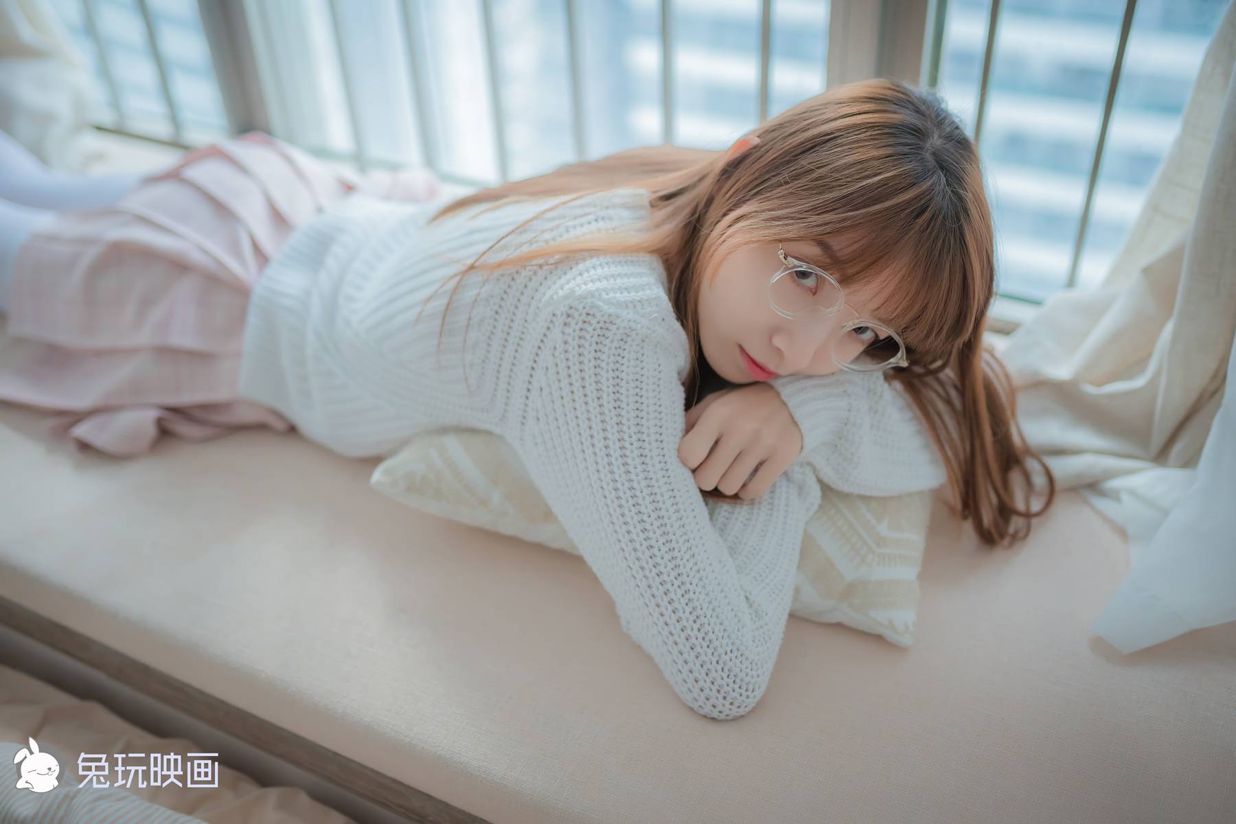 图片[23]-兔玩映画 B081 粉格裙的眼镜娘 在线浏览 – 速更版-美库