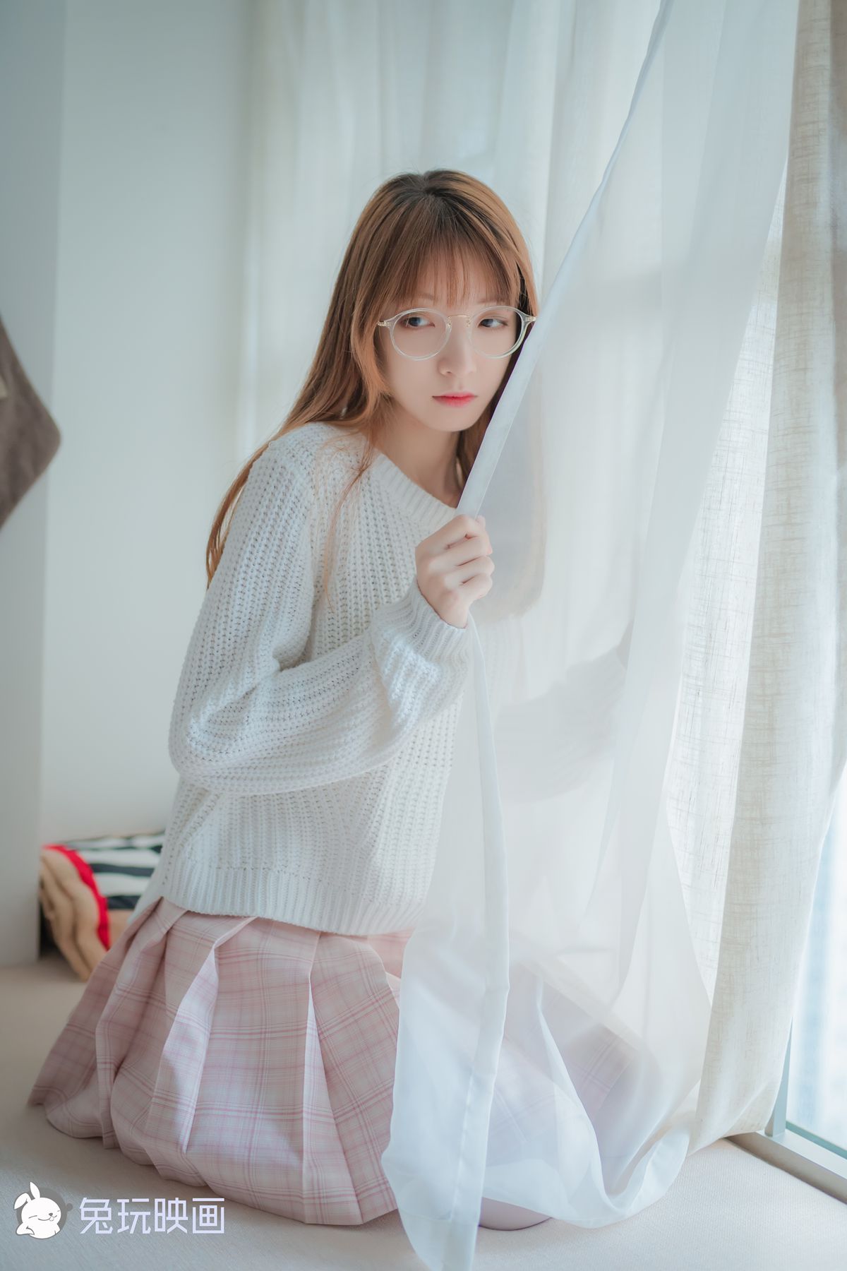 图片[36]-兔玩映画 B081 粉格裙的眼镜娘 在线浏览 – 速更版-美库