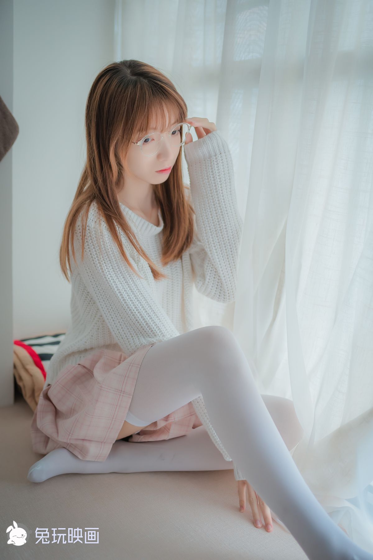 图片[37]-兔玩映画 B081 粉格裙的眼镜娘 在线浏览 – 速更版-美库