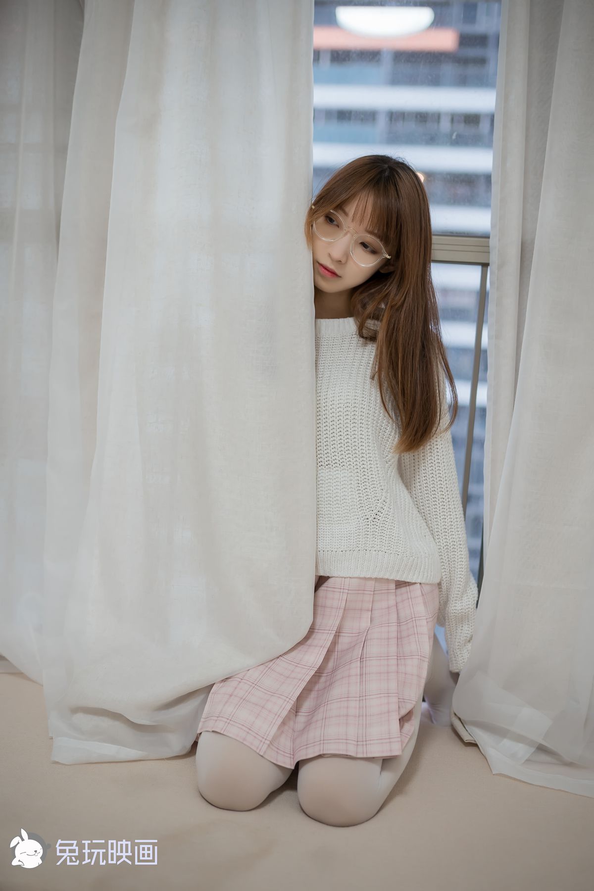 图片[39]-兔玩映画 B081 粉格裙的眼镜娘 在线浏览 – 速更版-美库