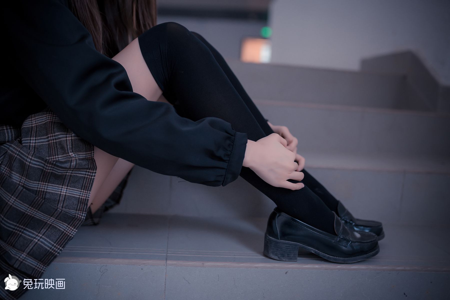 图片[16]-兔玩映画 B094 制服裙的绝对领域 在线浏览 – 速更版-美库