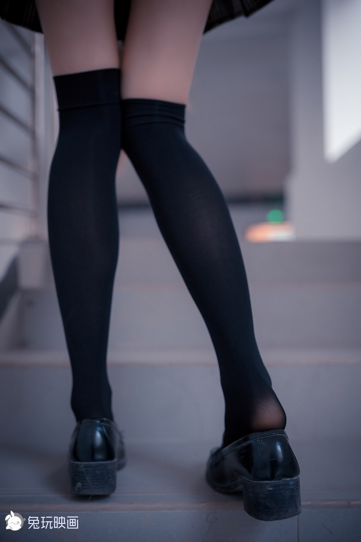 图片[25]-兔玩映画 B094 制服裙的绝对领域 在线浏览 – 速更版-美库