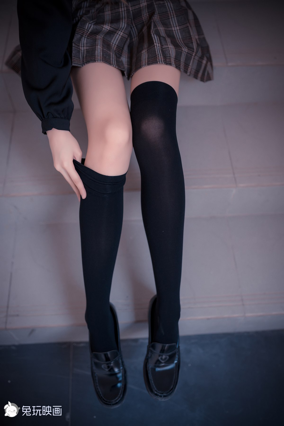 图片[38]-兔玩映画 B094 制服裙的绝对领域 在线浏览 – 速更版-美库