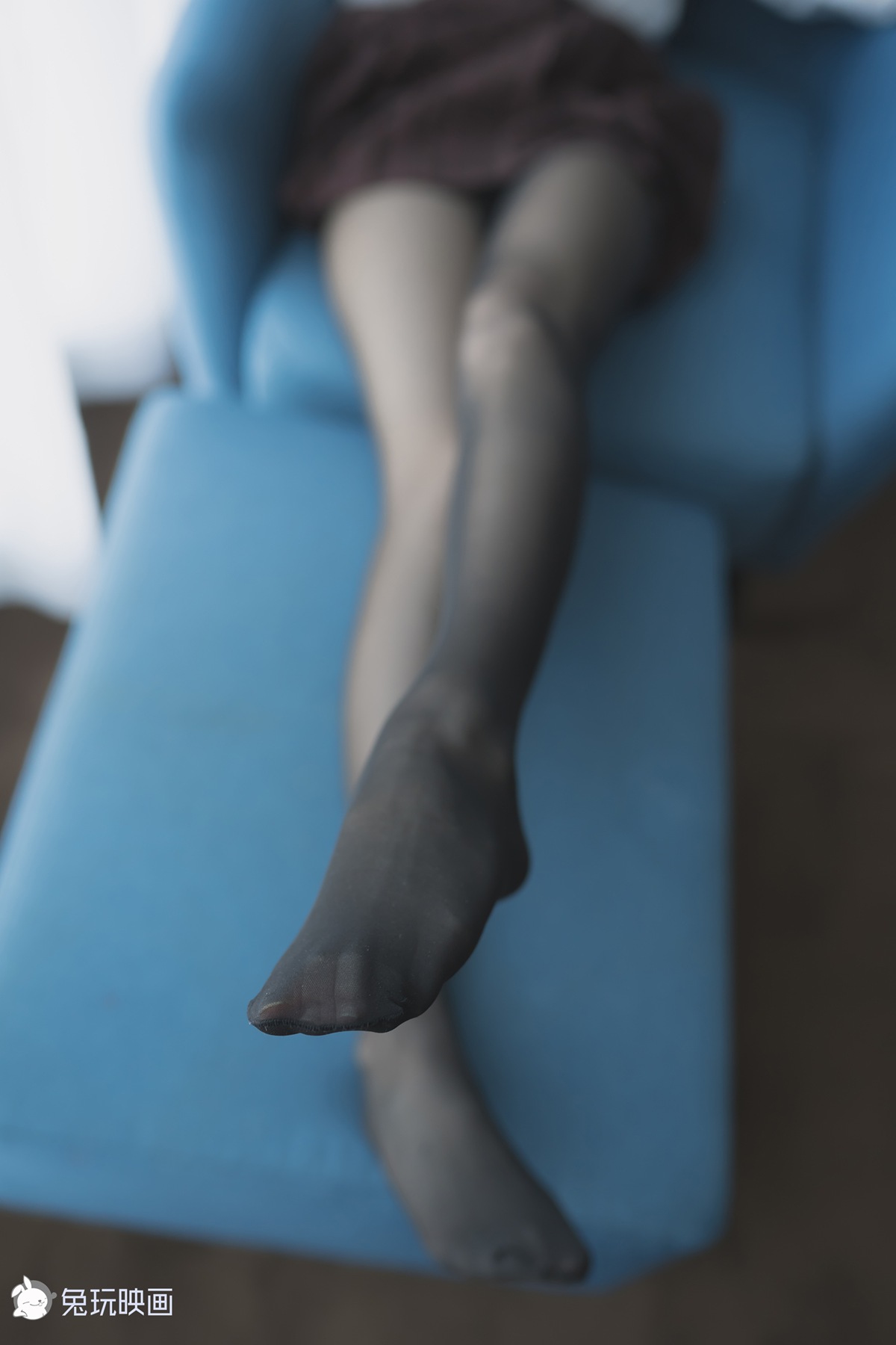 图片[10]-兔玩映画 B098 蓝椅子上的黑丝少女 在线浏览 – 速更版-美库