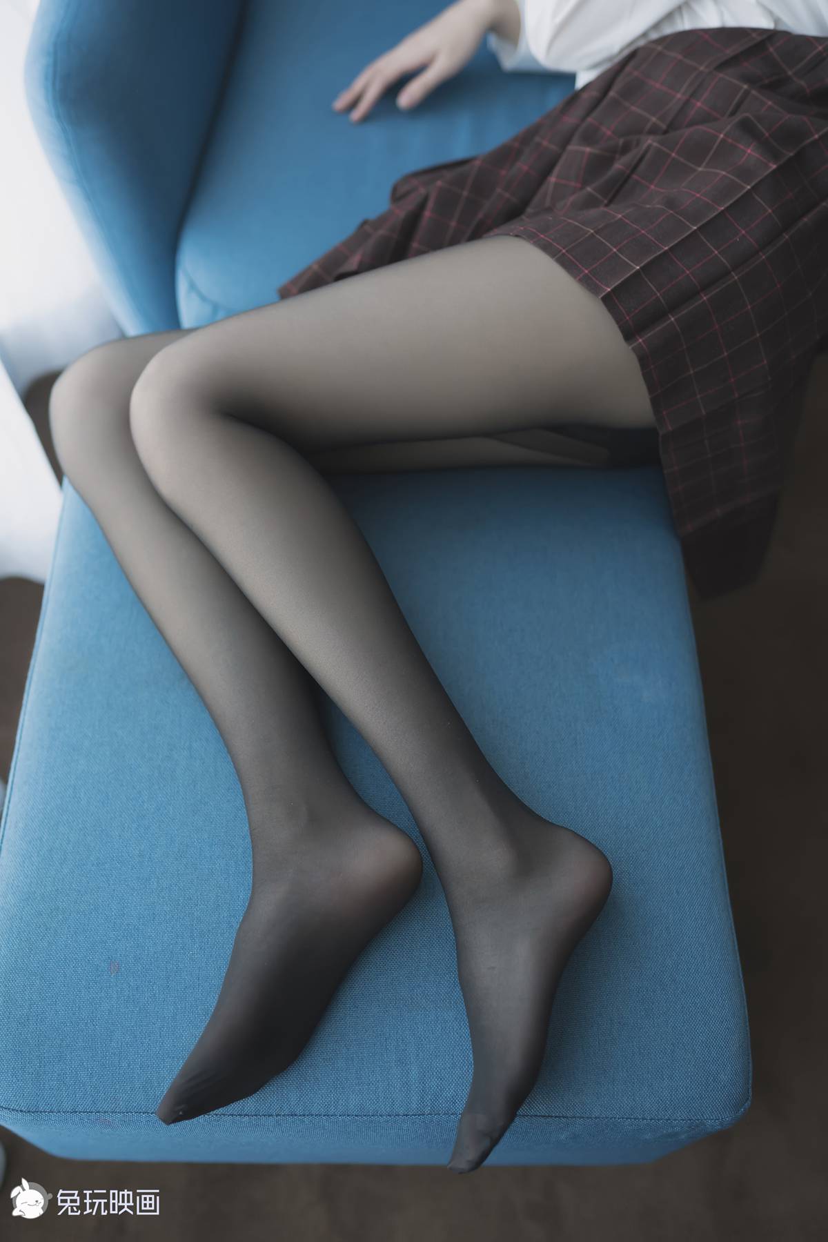 图片[12]-兔玩映画 B098 蓝椅子上的黑丝少女 在线浏览 – 速更版-美库