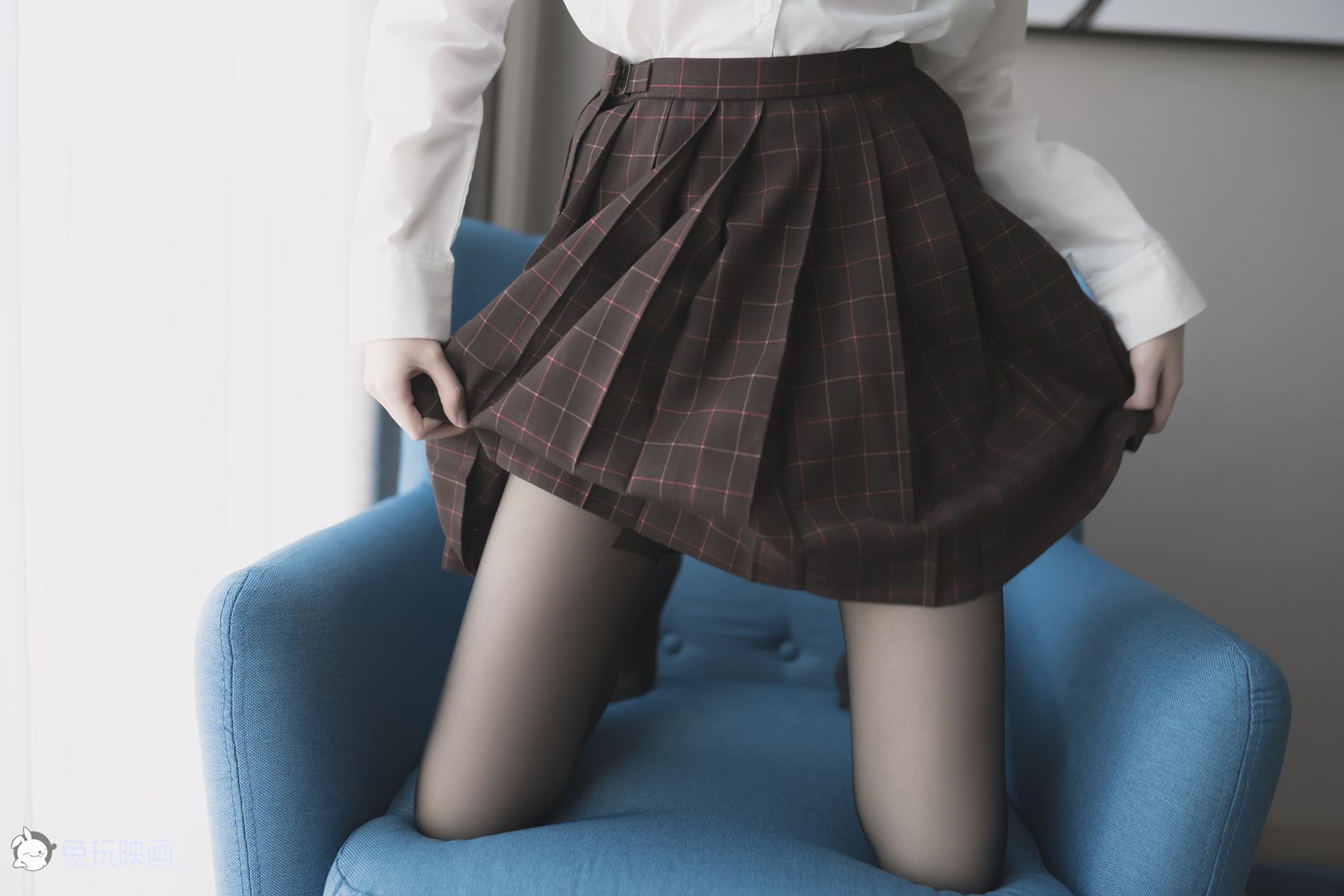 图片[13]-兔玩映画 B098 蓝椅子上的黑丝少女 在线浏览 – 速更版-美库