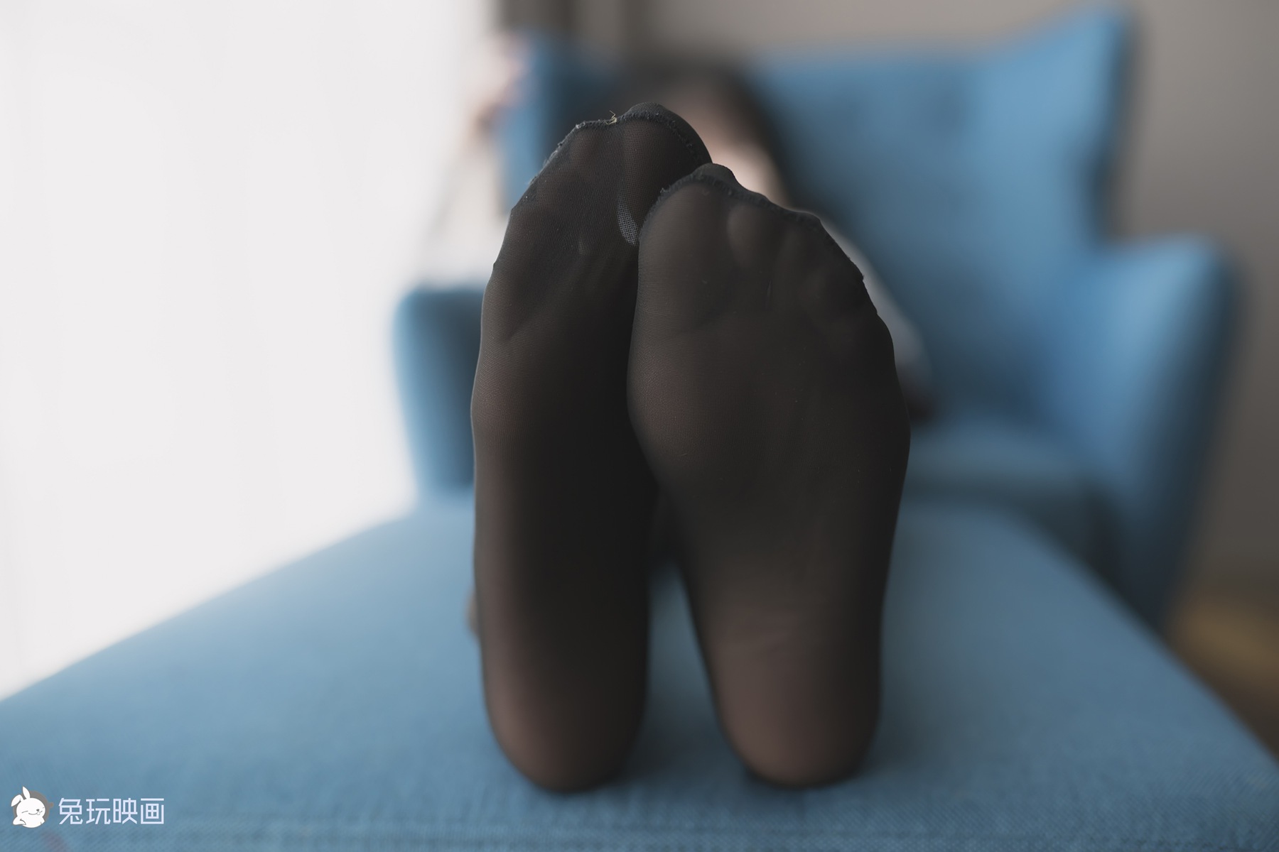 图片[39]-兔玩映画 B098 蓝椅子上的黑丝少女 在线浏览 – 速更版-美库