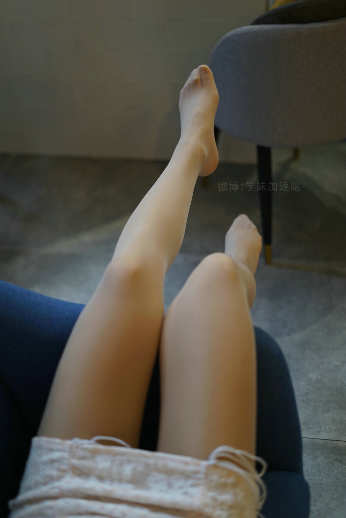 图片[31]-[学妹加速跑] XM058《慢慢褪下那层丝-敏儿》在线浏览 – 速更版-美库