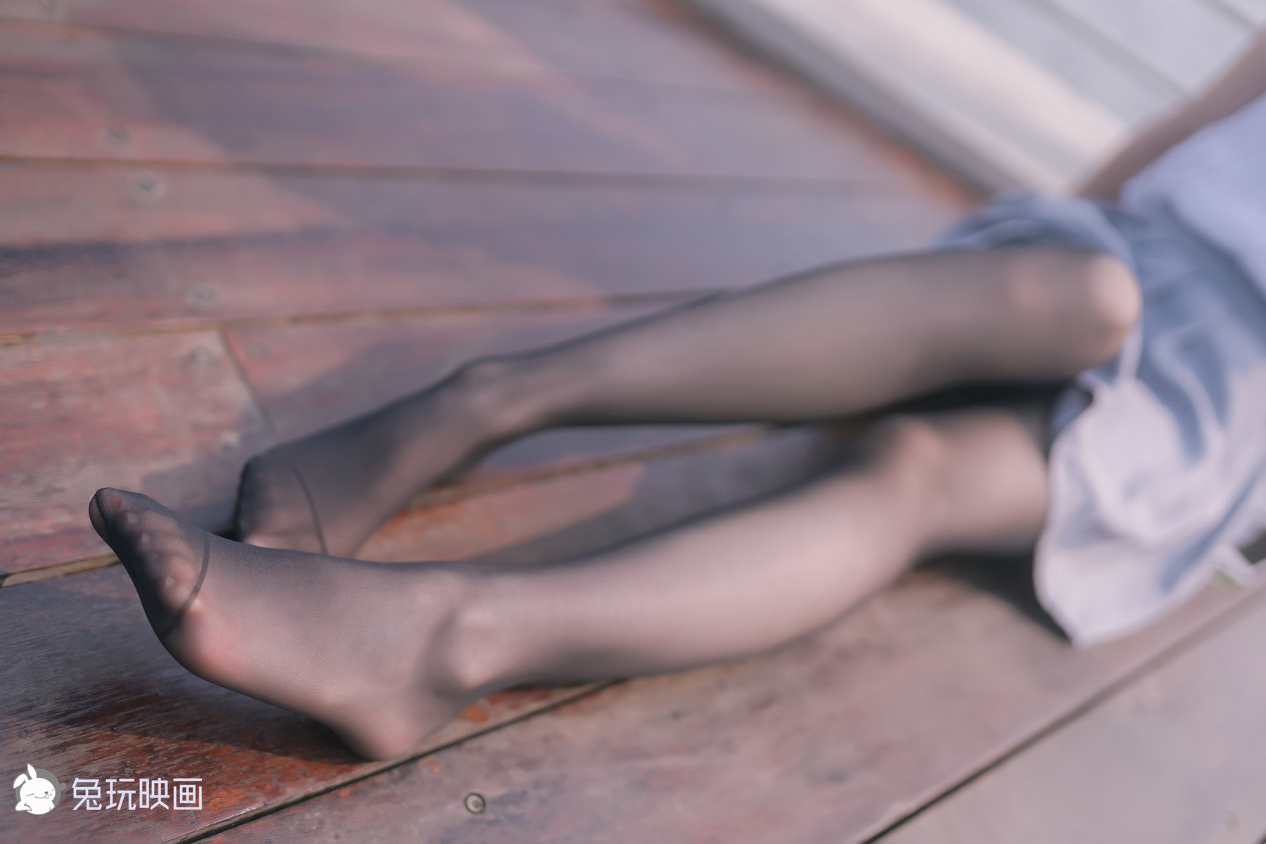 图片[13]-兔玩映画 C003 河边的黑丝 在线浏览 – 速更版-美库