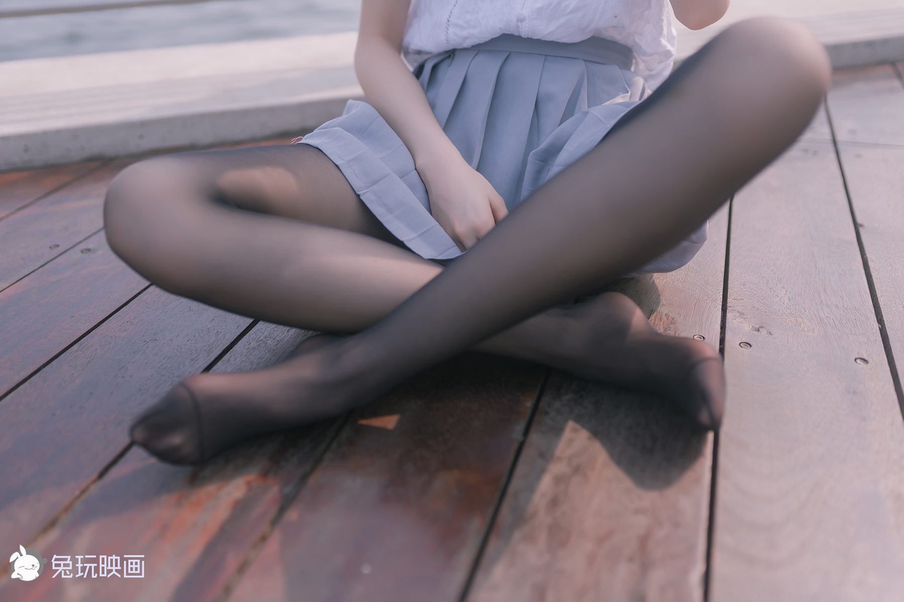 图片[16]-兔玩映画 C003 河边的黑丝 在线浏览 – 速更版-美库