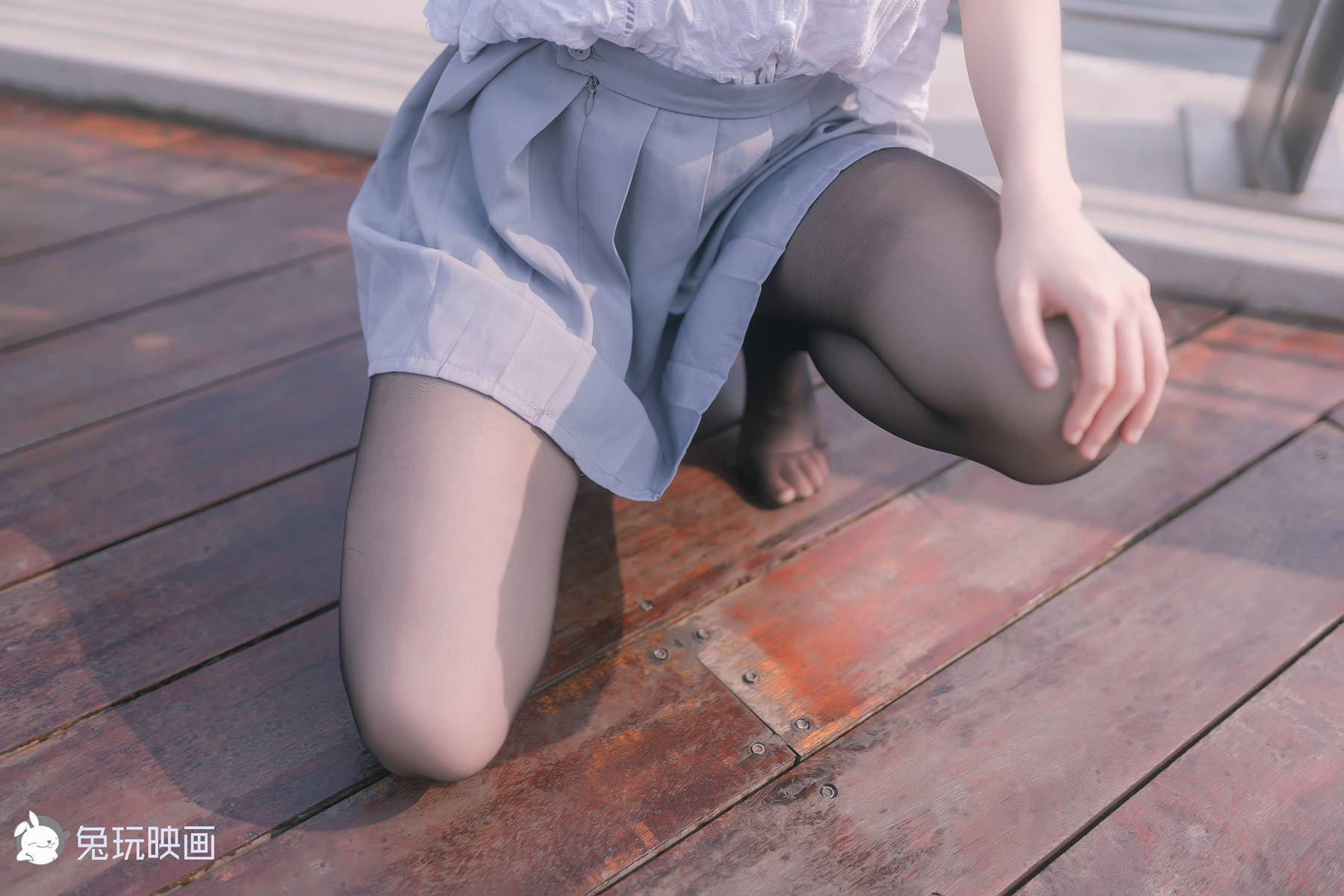 图片[22]-兔玩映画 C003 河边的黑丝 在线浏览 – 速更版-美库