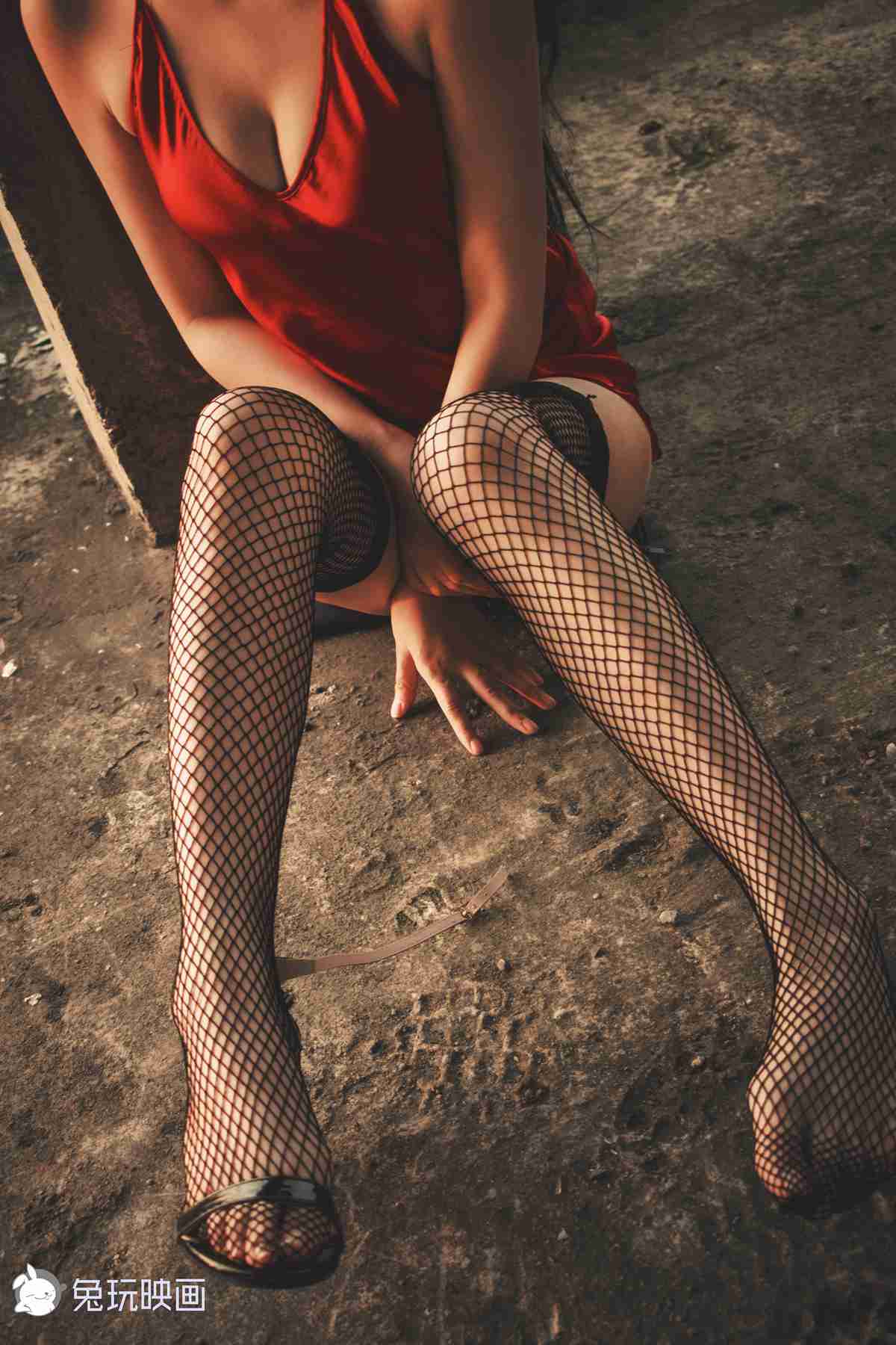 图片[37]-兔玩映画 C014 红色吊带裙 在线浏览 – 速更版-美库