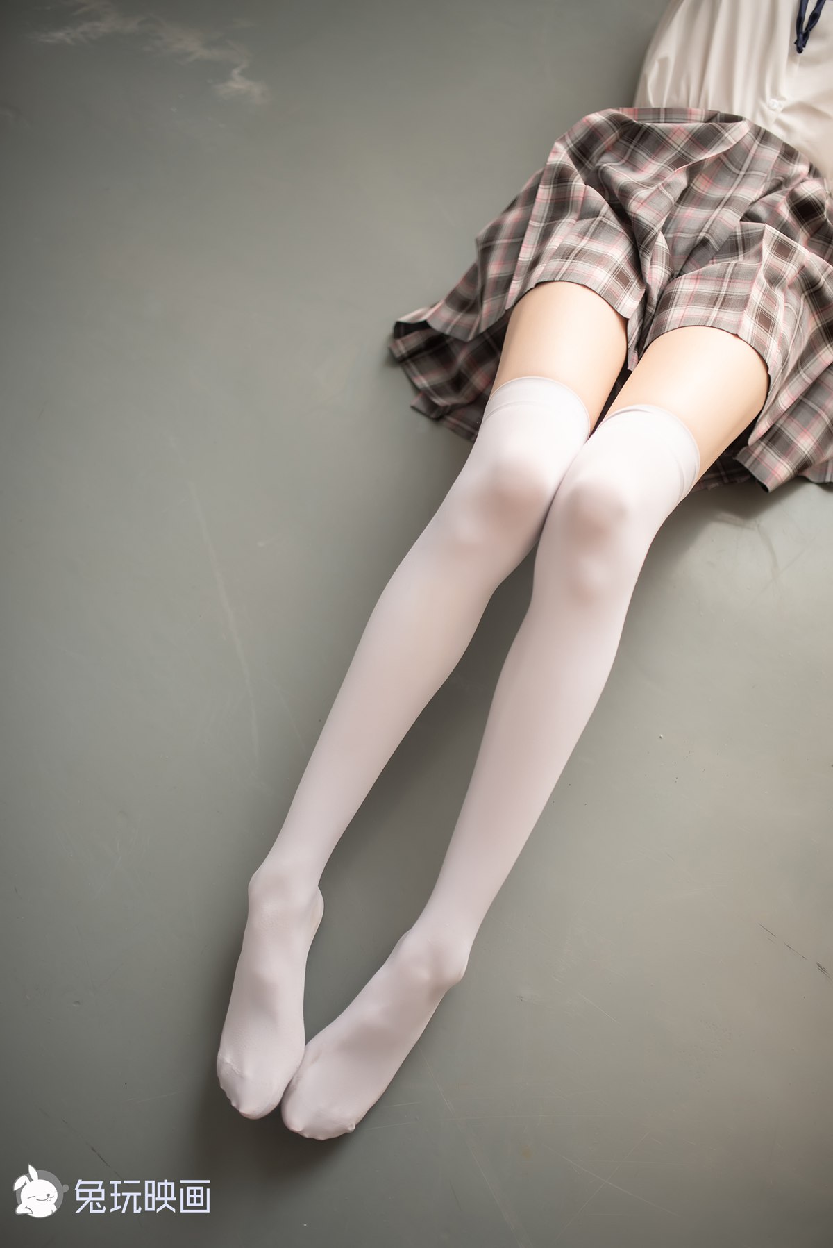 图片[17]-兔玩映画 C050 白丝小细腿 在线浏览 – 速更版-美库