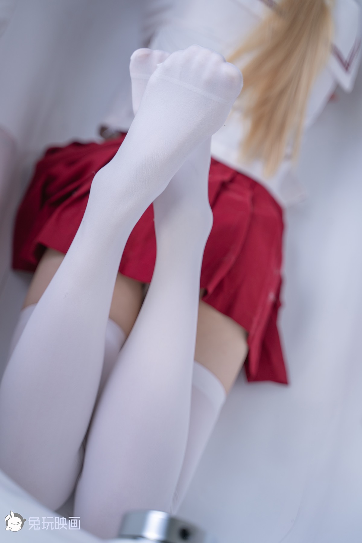 图片[17]-兔玩映画 C064 浴缸里的红裙白丝 在线浏览 – 速更版-美库