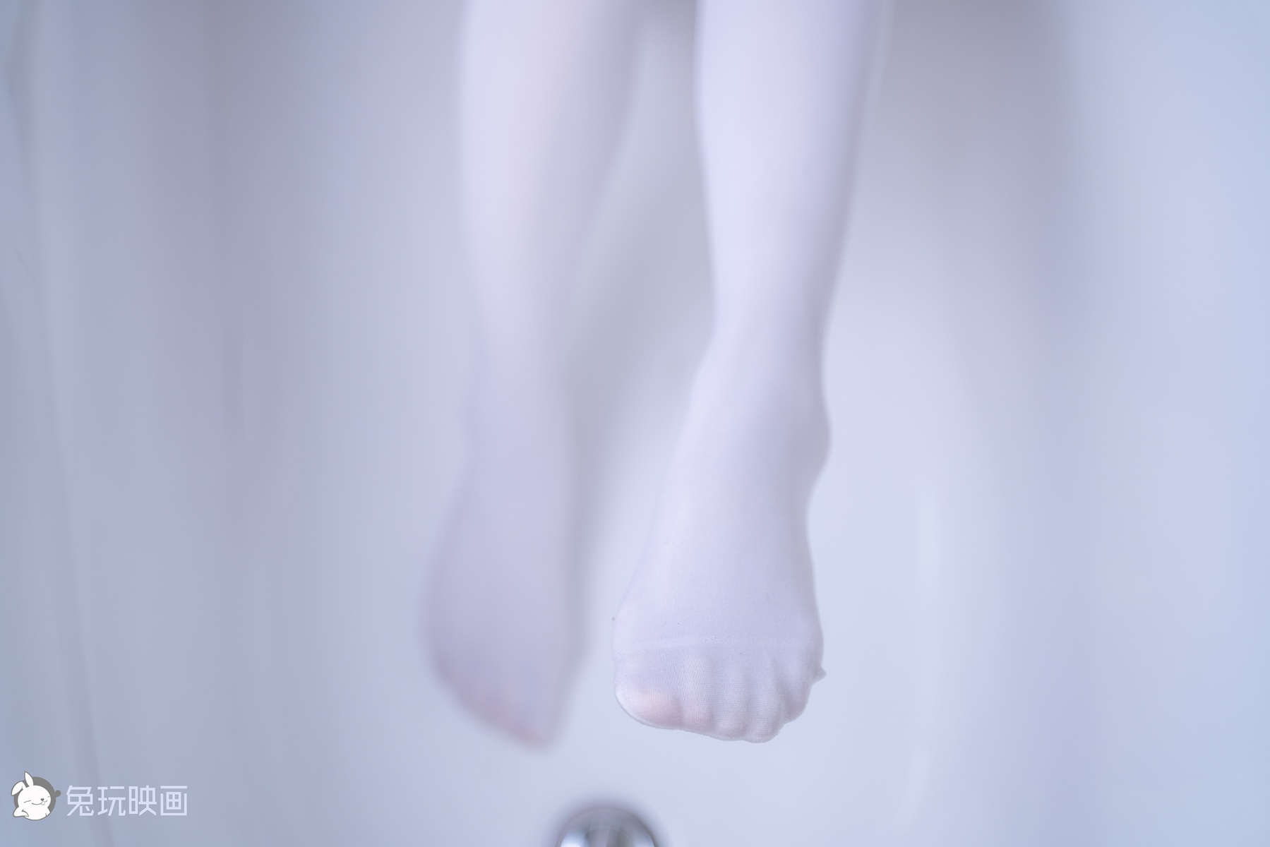 图片[25]-兔玩映画 C064 浴缸里的红裙白丝 在线浏览 – 速更版-美库