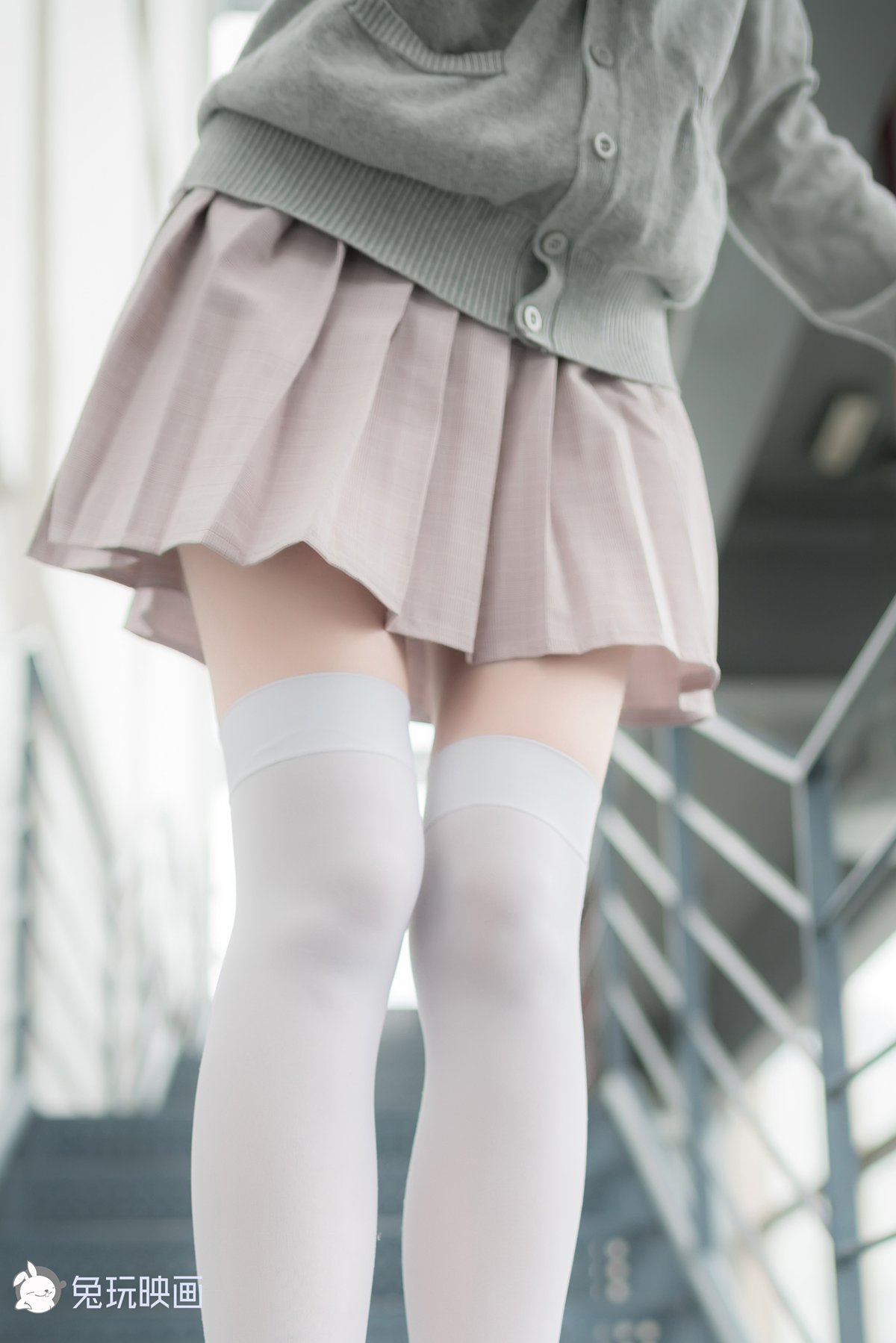 图片[22]-兔玩映画 C076 楼梯上的萝莉白丝 在线浏览 – 速更版-美库