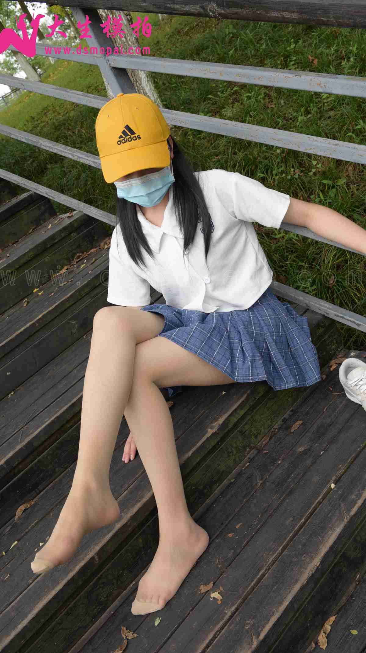 图片[35]-[大生模拍] No.199 饭饭 公园小憩 在线浏览 – 速更版-美库