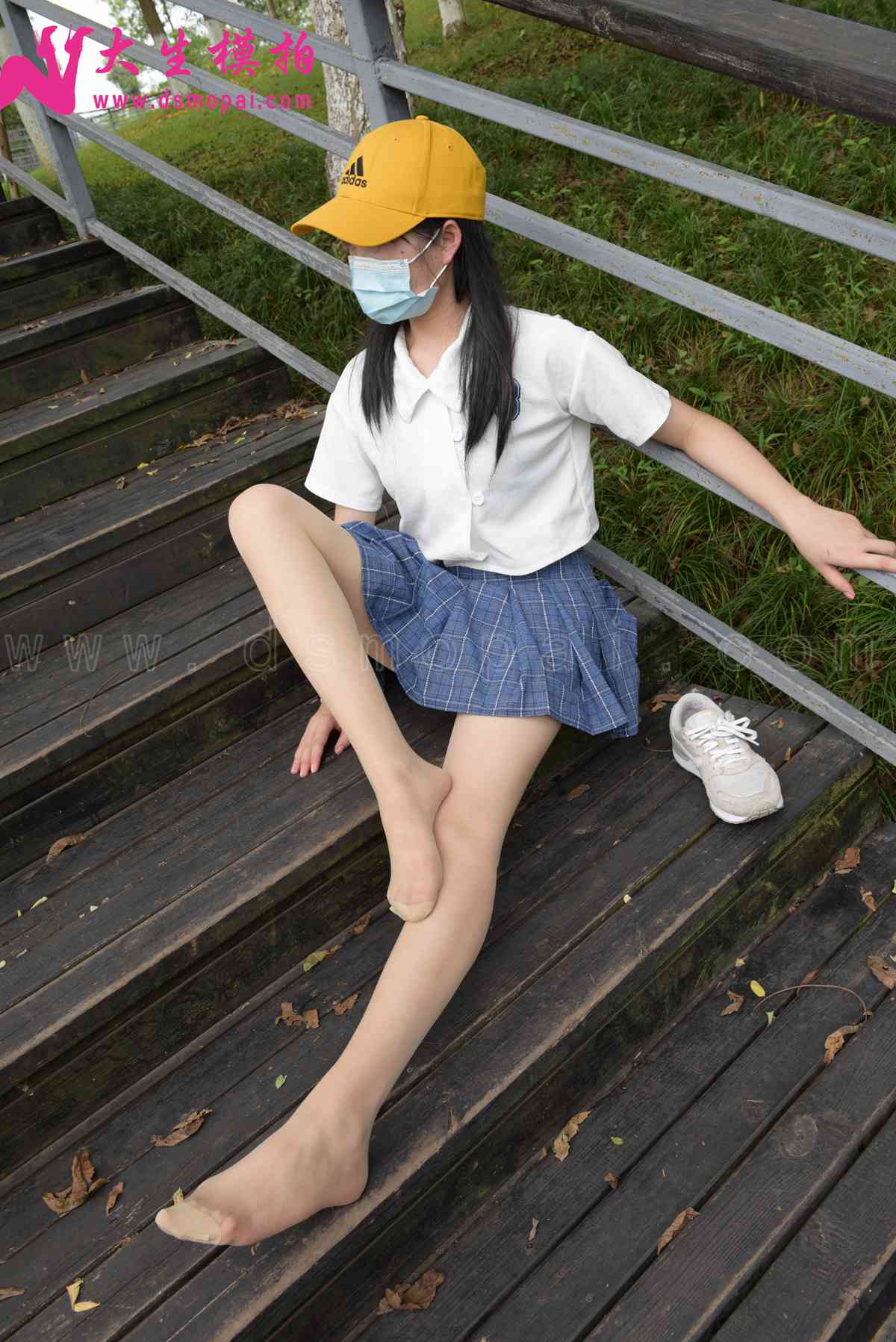 图片[19]-[大生模拍] No.199 饭饭 公园小憩 在线浏览 – 速更版-美库