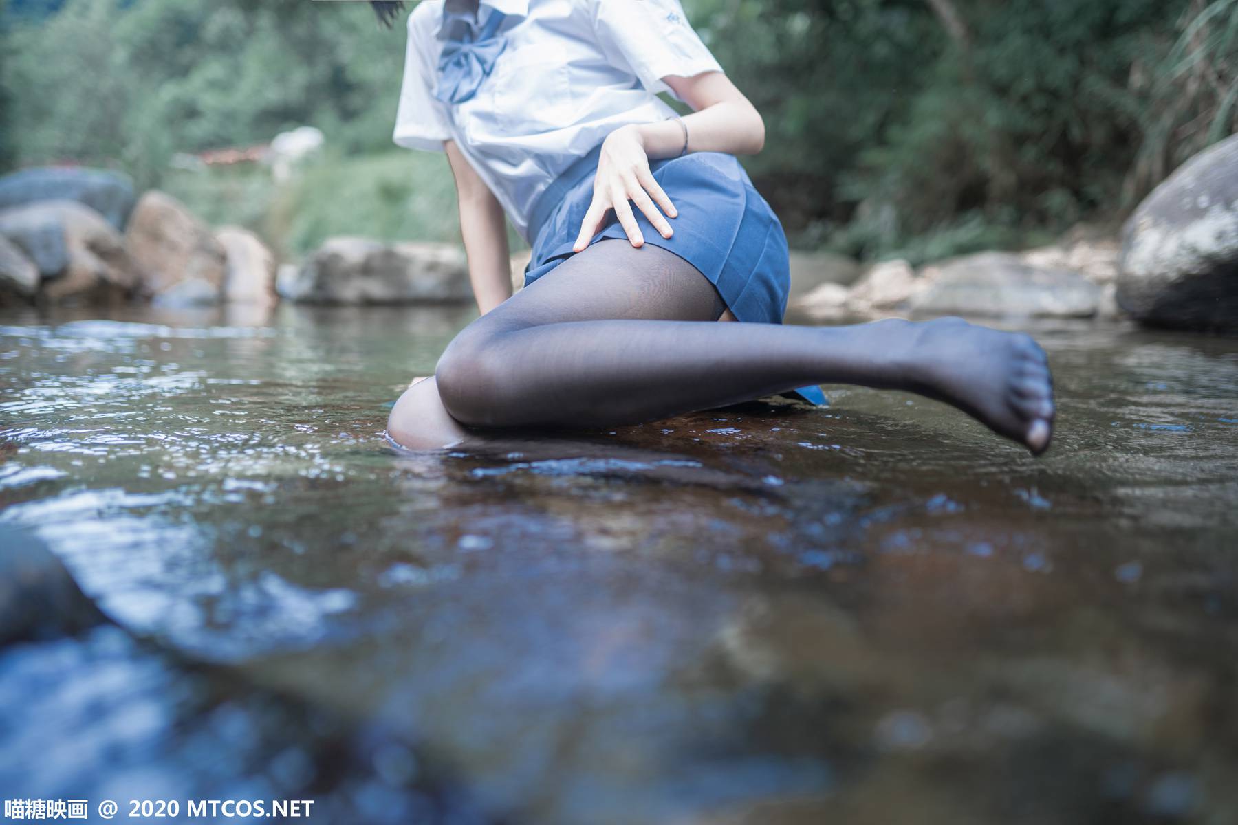 图片[18]-[喵糖映画] JKL.016 溪边JK制服 在线浏览 – 速更版-美库