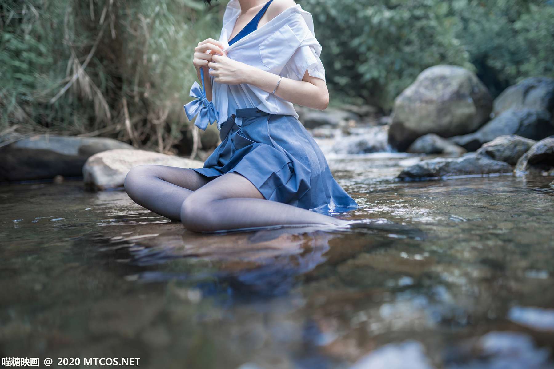 图片[26]-[喵糖映画] JKL.016 溪边JK制服 在线浏览 – 速更版-美库