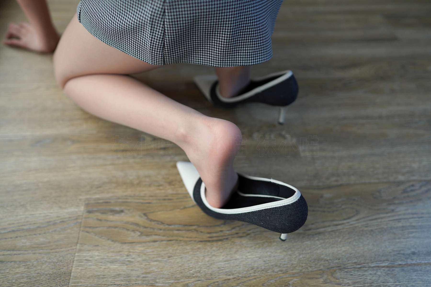 图片[55]-[kittyWawa袜小喵] KT238《翘个小班来拍腿》在线浏览 – 速更版-美库