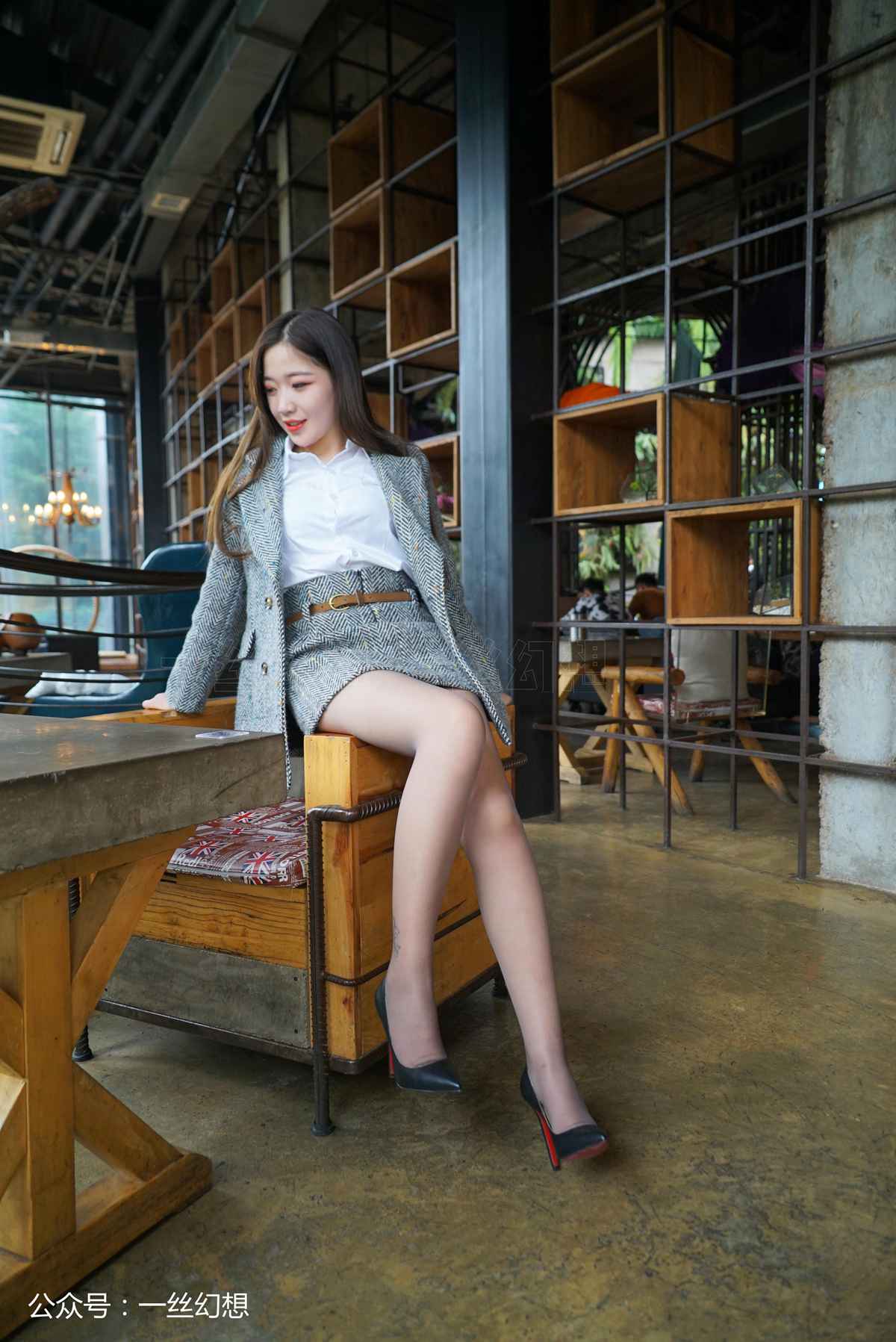 图片[44]-[高丝女子图鉴]袜小喵×一丝幻想 NZ047 ViVi 在线浏览 – 速更版-美库