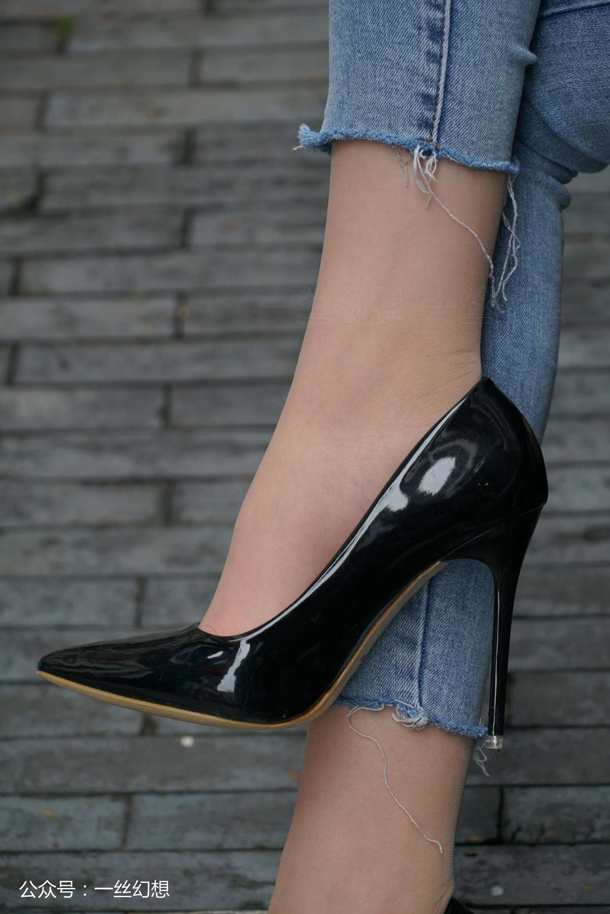 图片[3]-[高丝女子图鉴]袜小喵×一丝幻想 NZ052 茜茜 在线浏览 – 速更版-美库