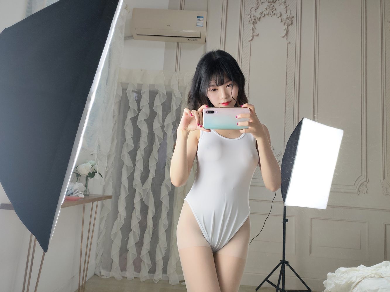 图片[10]-微博人气Coser@抖娘-利世 白色死库水激凸自拍 在线浏览 – 速更版-美库