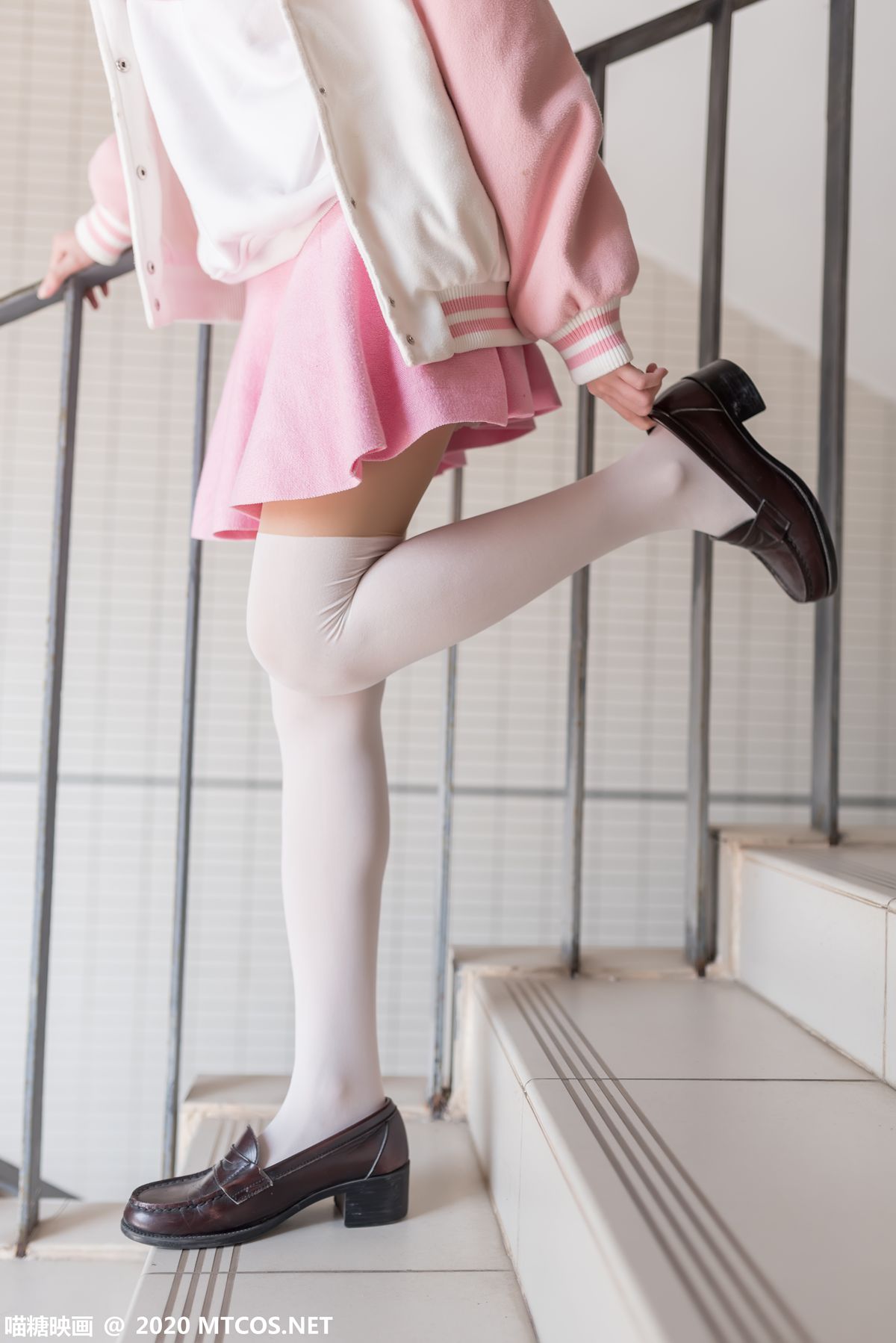 [喵糖映画] VOL.220 晌午暖阳 在线浏览 – 雅色汇