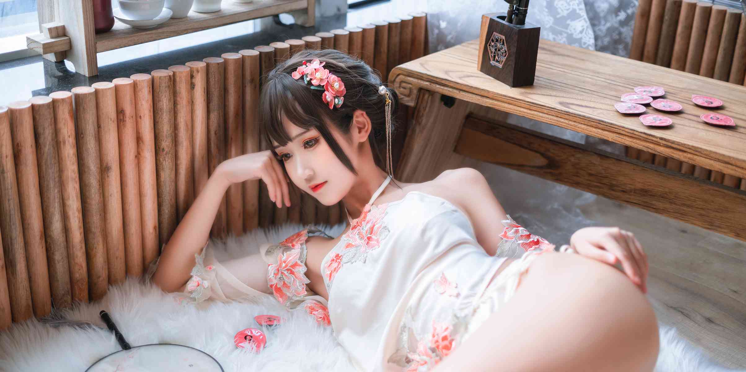 图片[17]-[喵糖映画] VOL.230 少女肚兜 花溪纱 在线浏览 – 速更版-美库